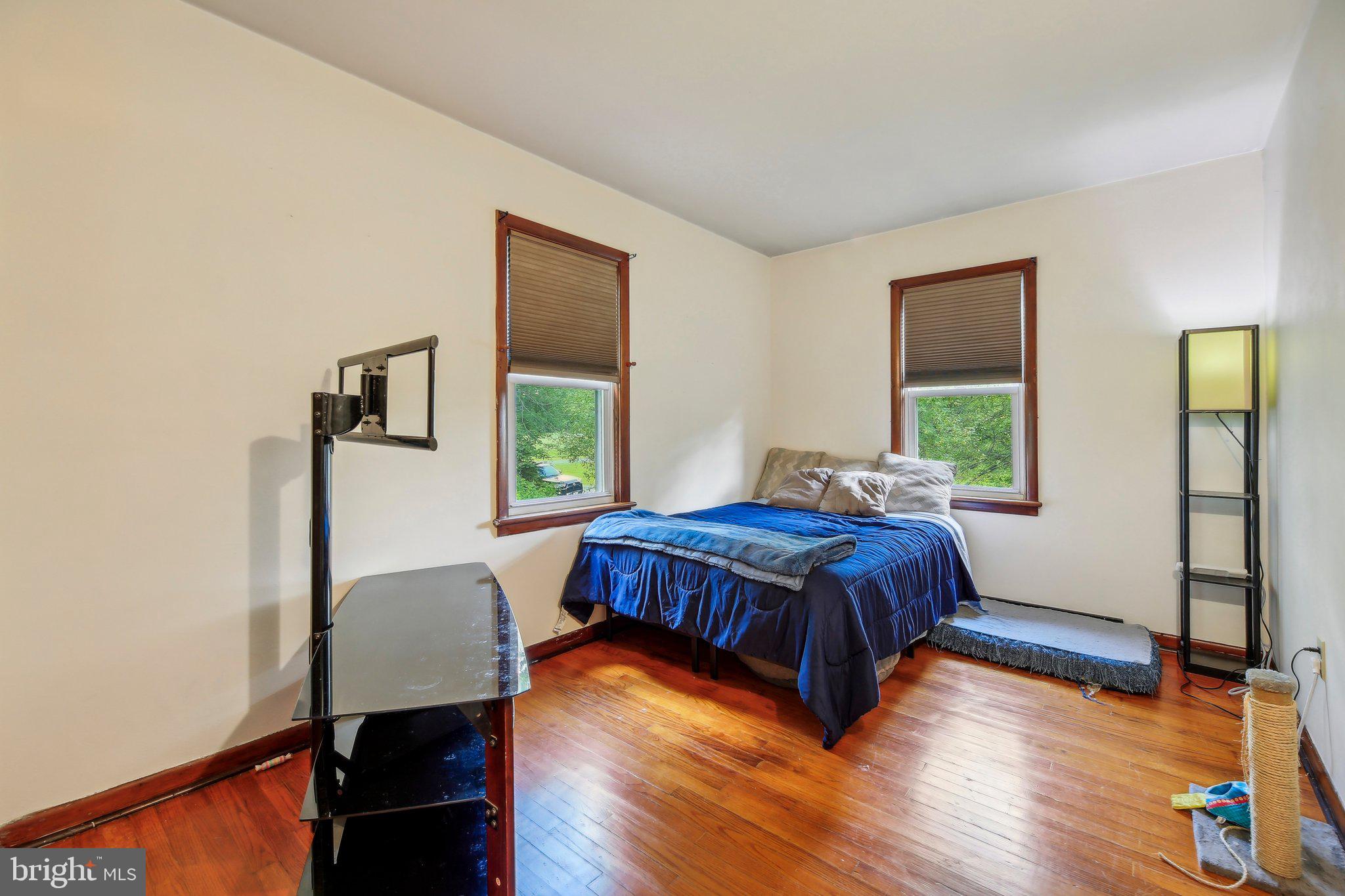 LITTLESTOWN - WHITE HALL - Residential