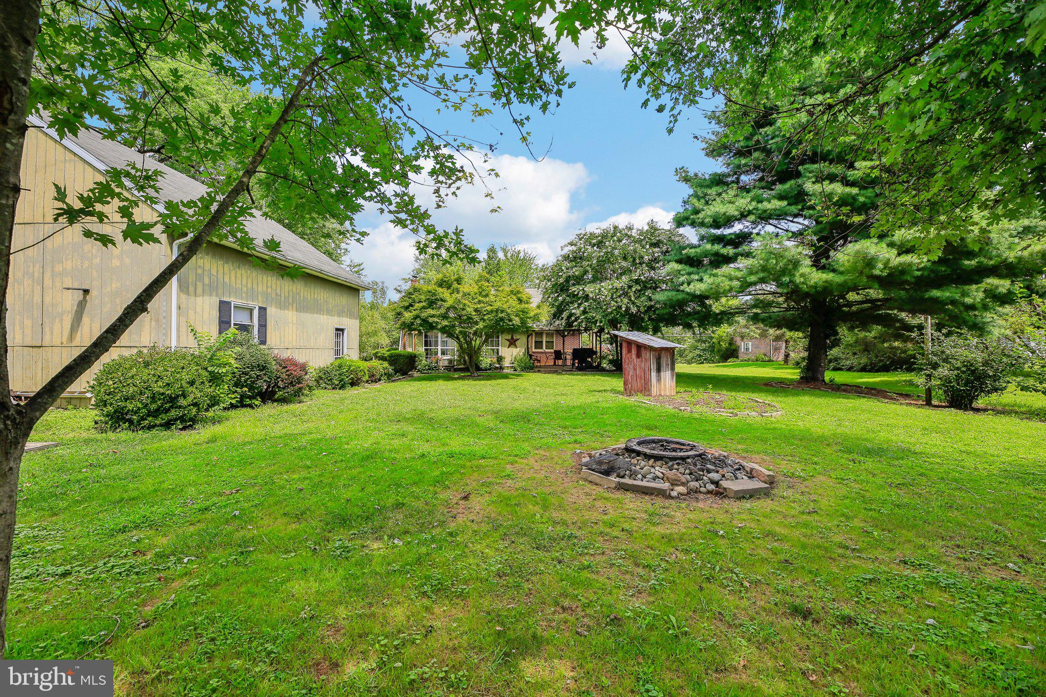 LITTLESTOWN - WHITE HALL - Residential