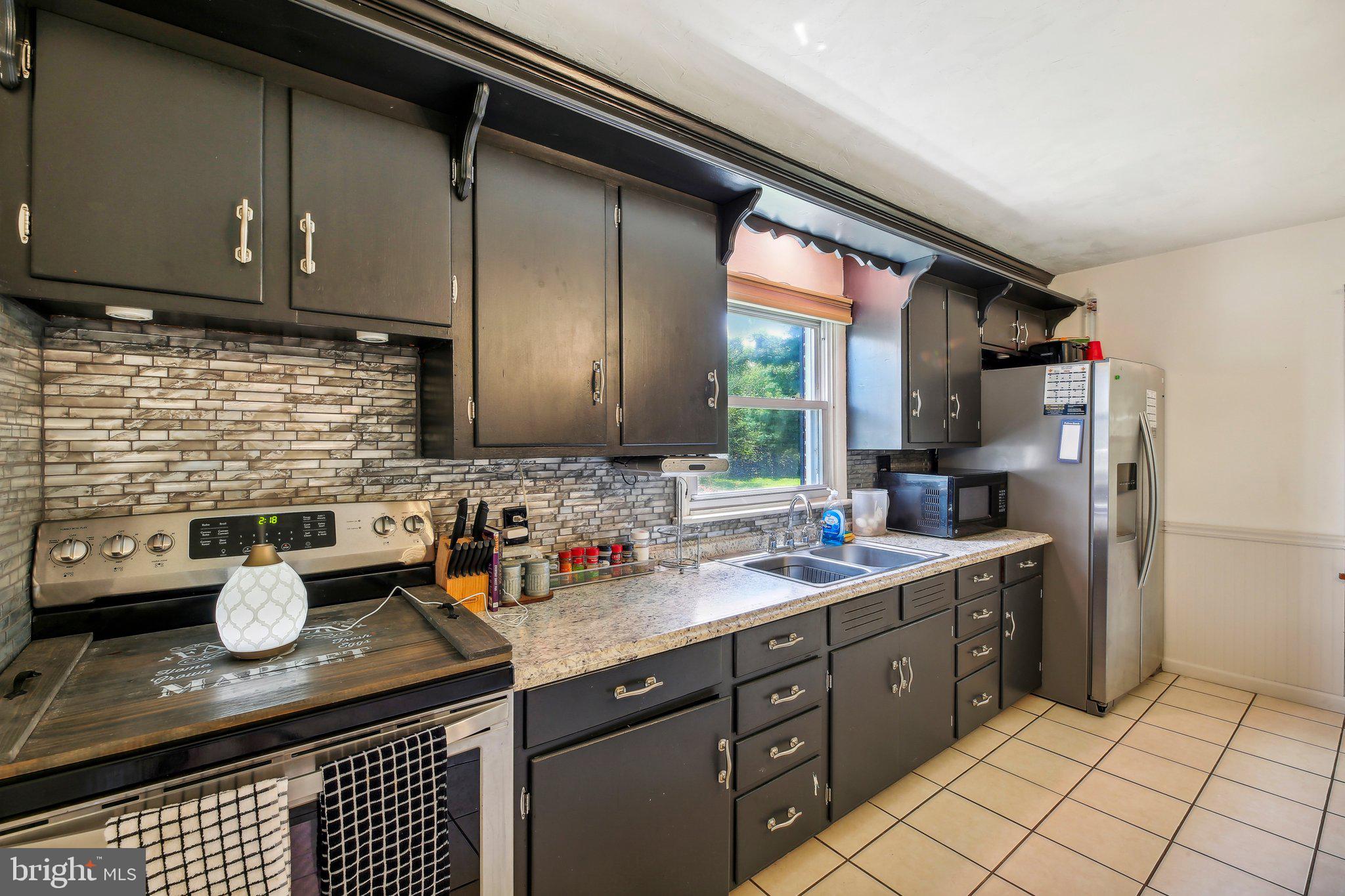 LITTLESTOWN - WHITE HALL - Residential