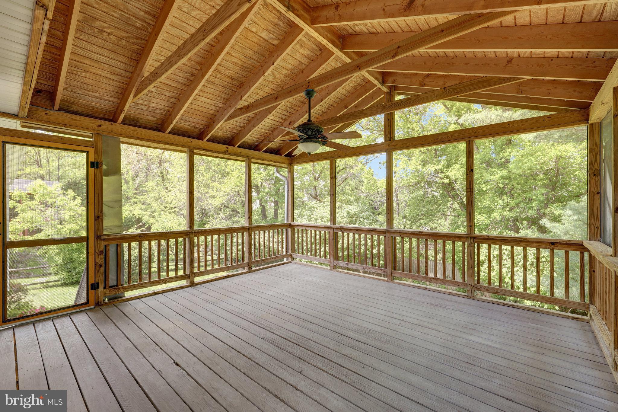 MCLEAN MANOR - Residential Lease