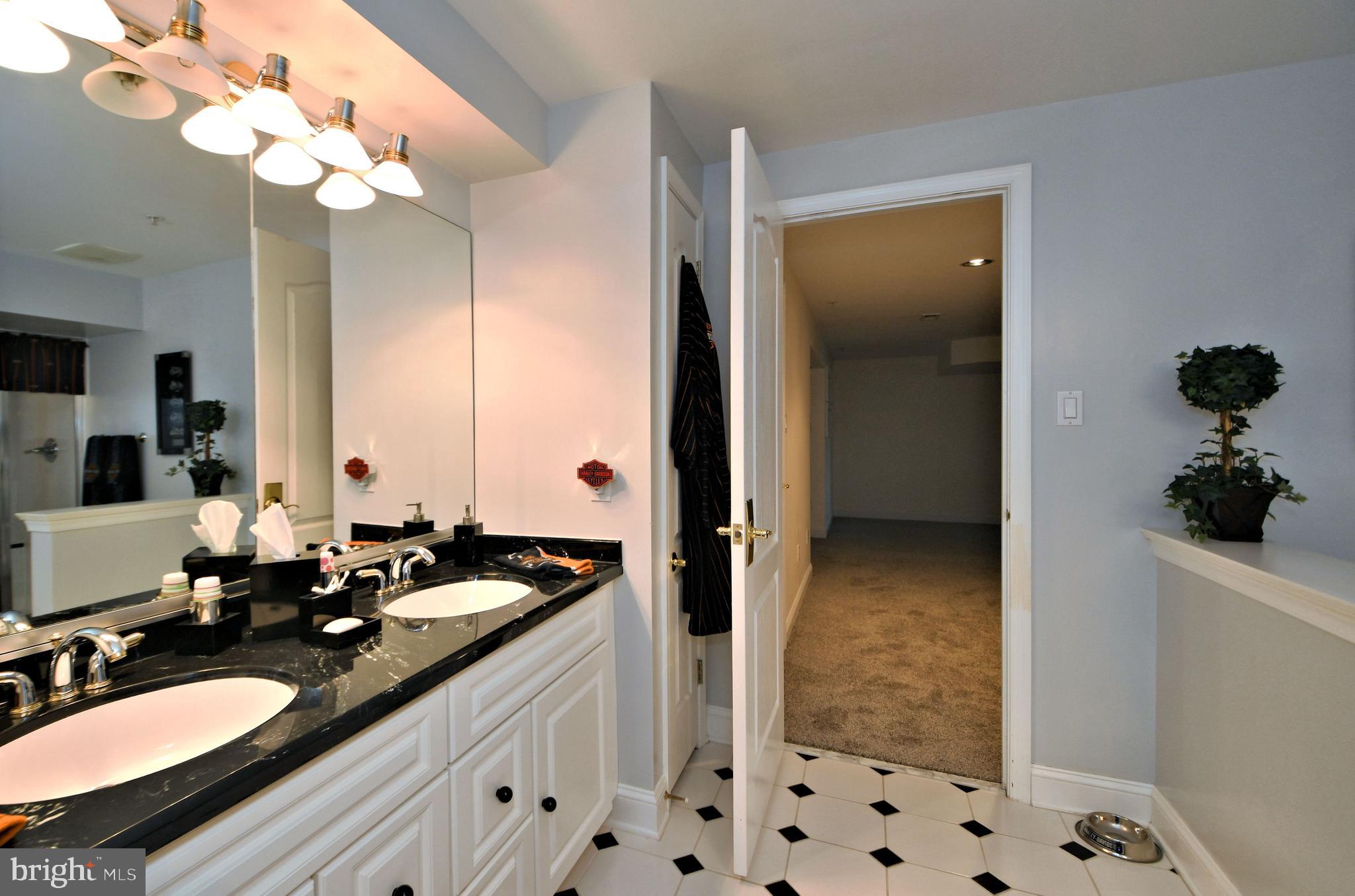 WRIGHTSTOWN HUNT - Residential