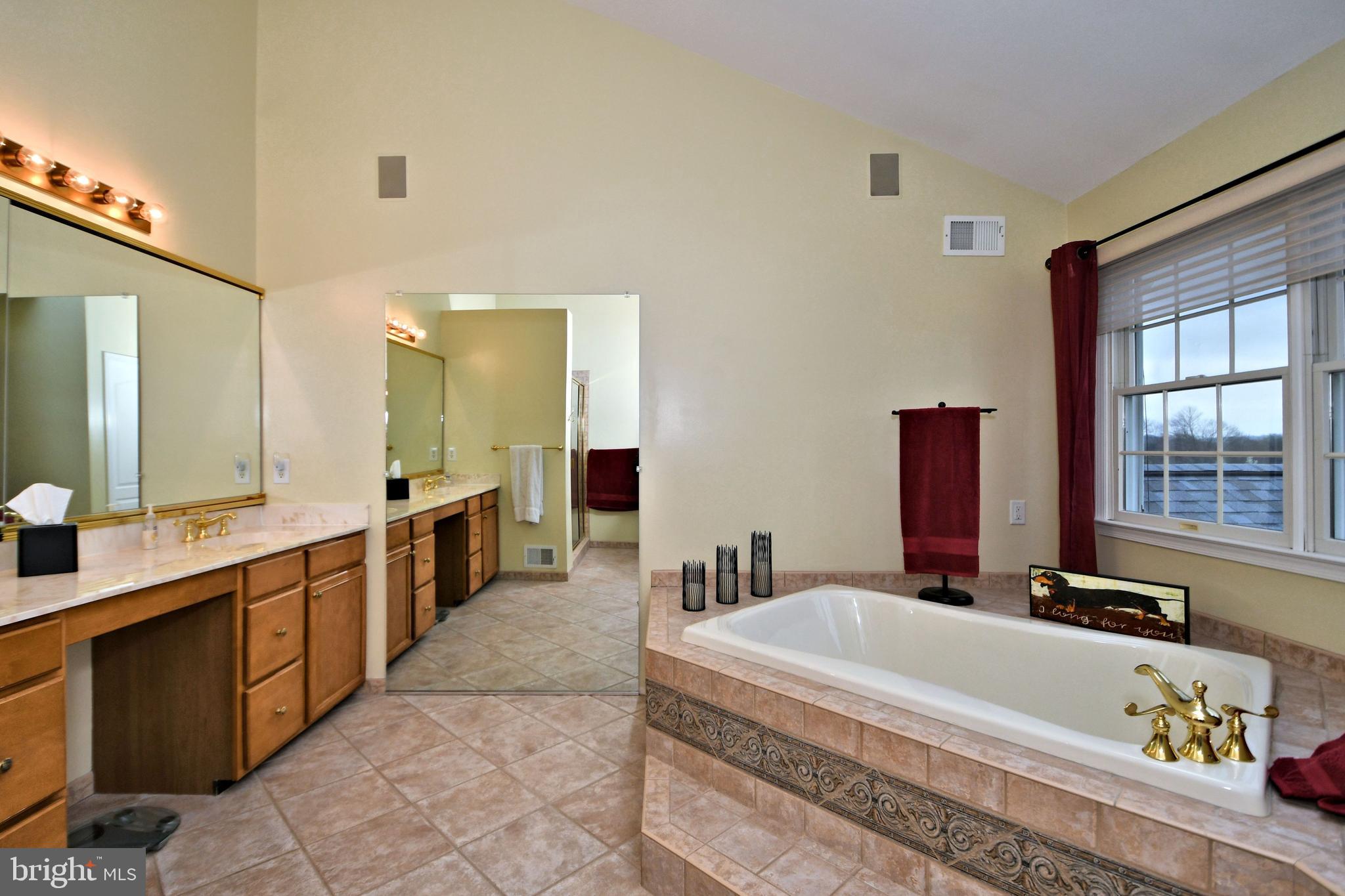 WRIGHTSTOWN HUNT - Residential