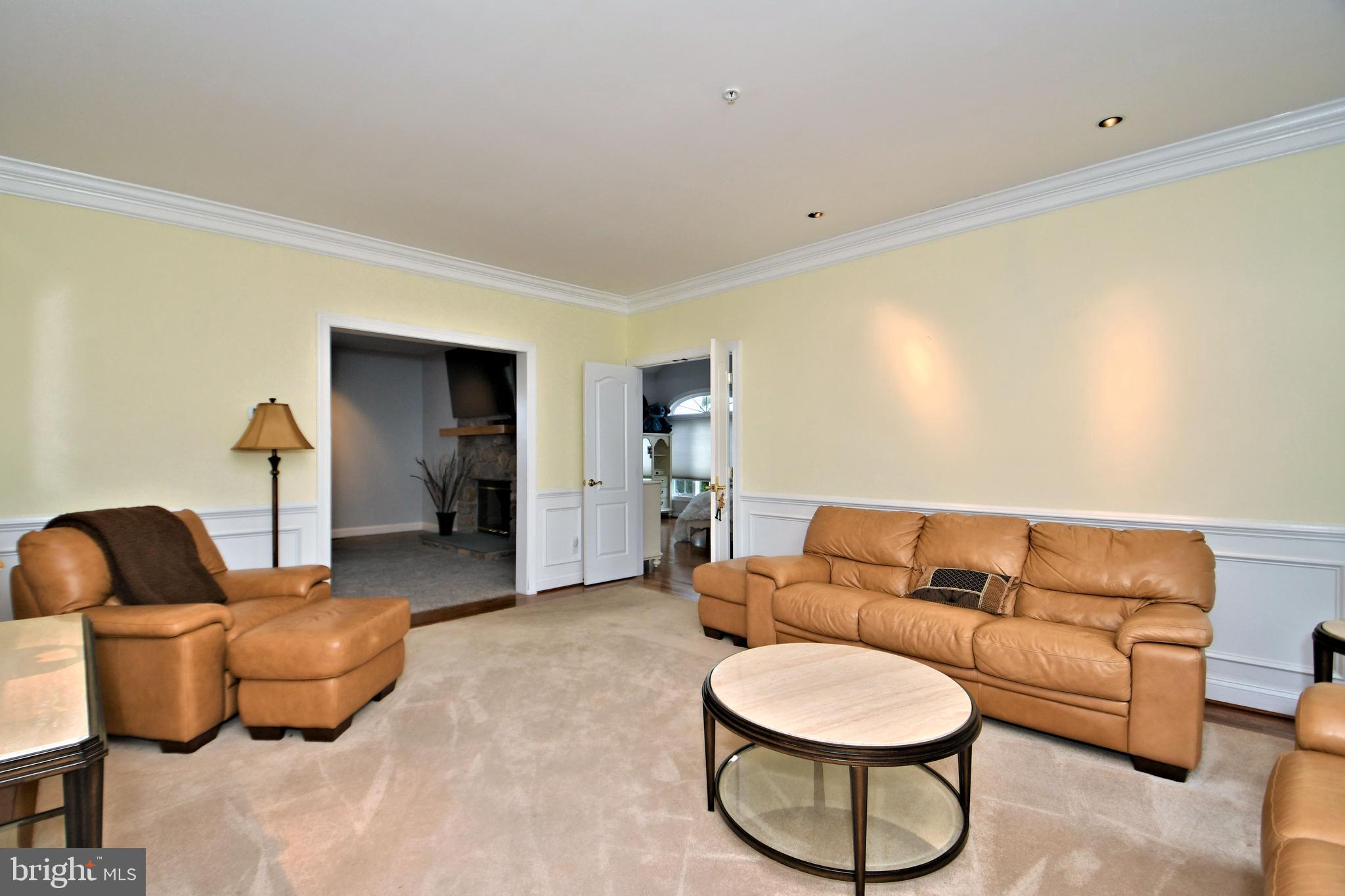 WRIGHTSTOWN HUNT - Residential