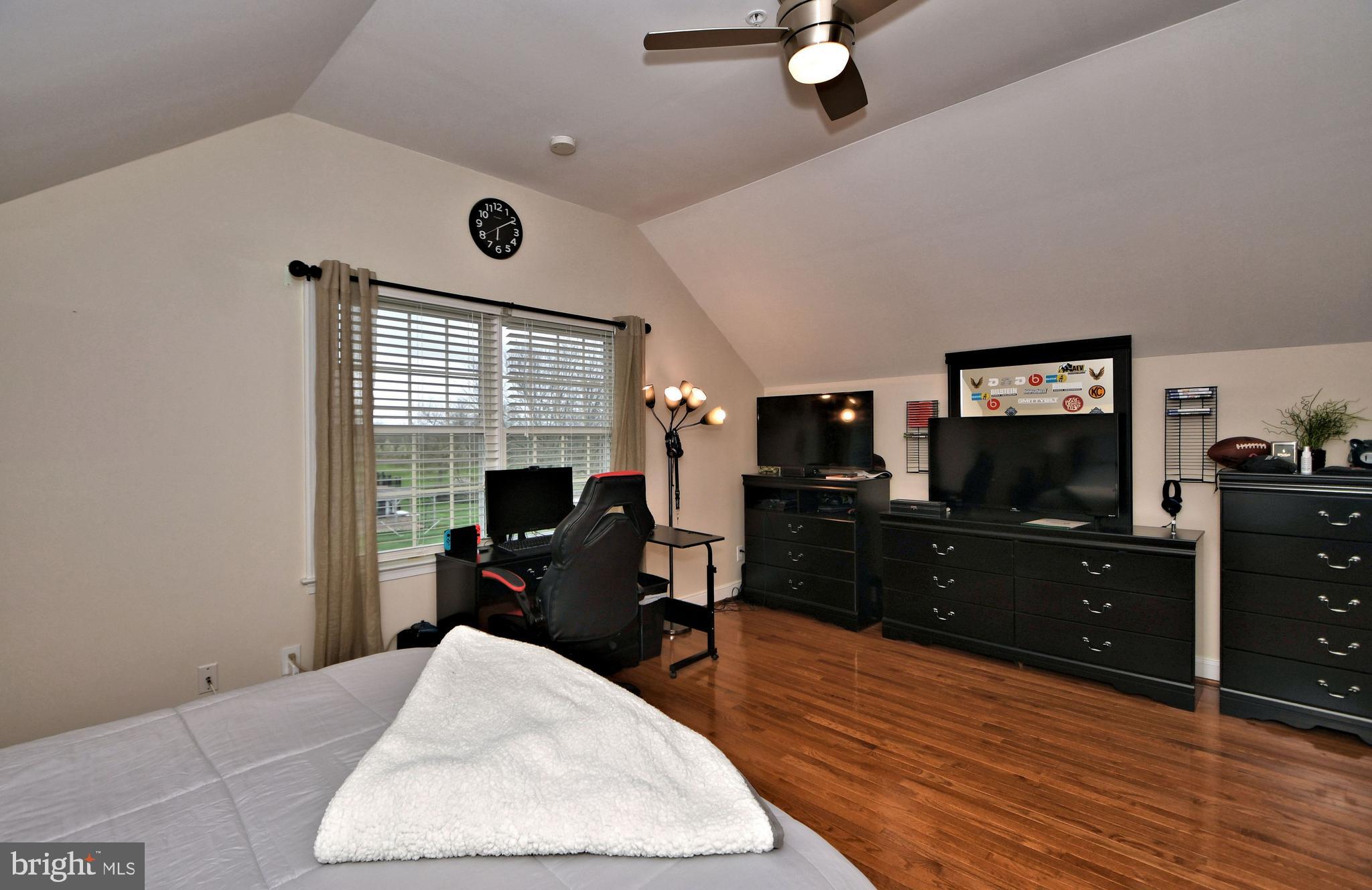 WRIGHTSTOWN HUNT - Residential