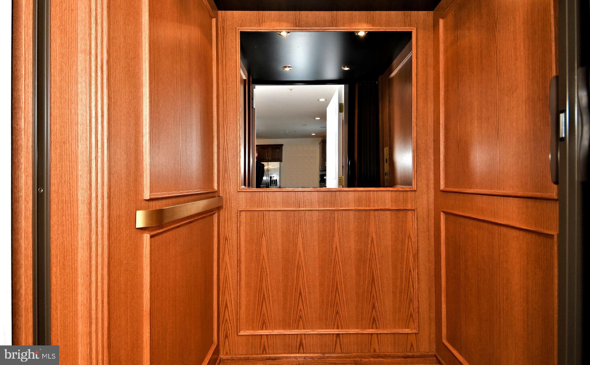 WRIGHTSTOWN HUNT - Residential