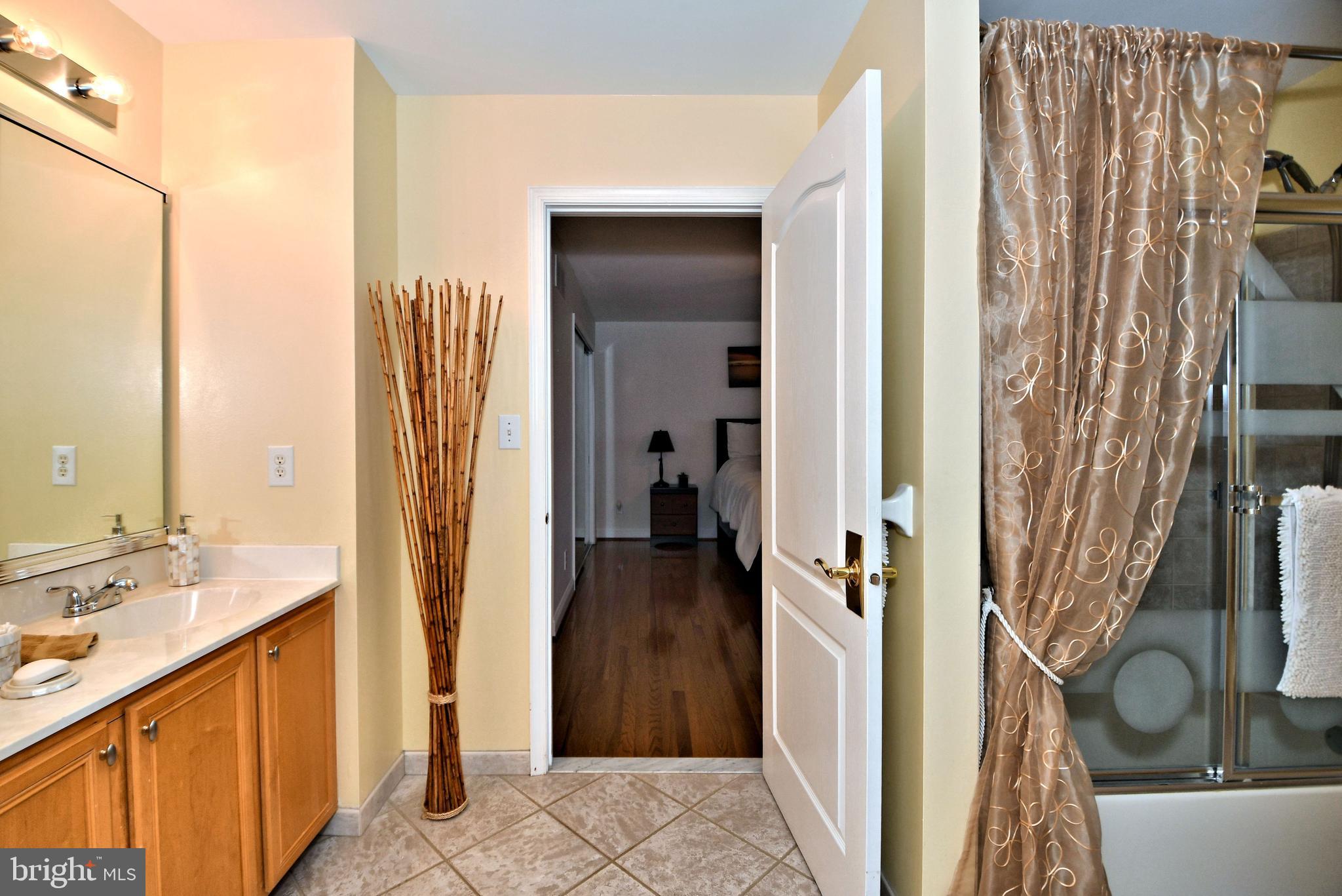 WRIGHTSTOWN HUNT - Residential