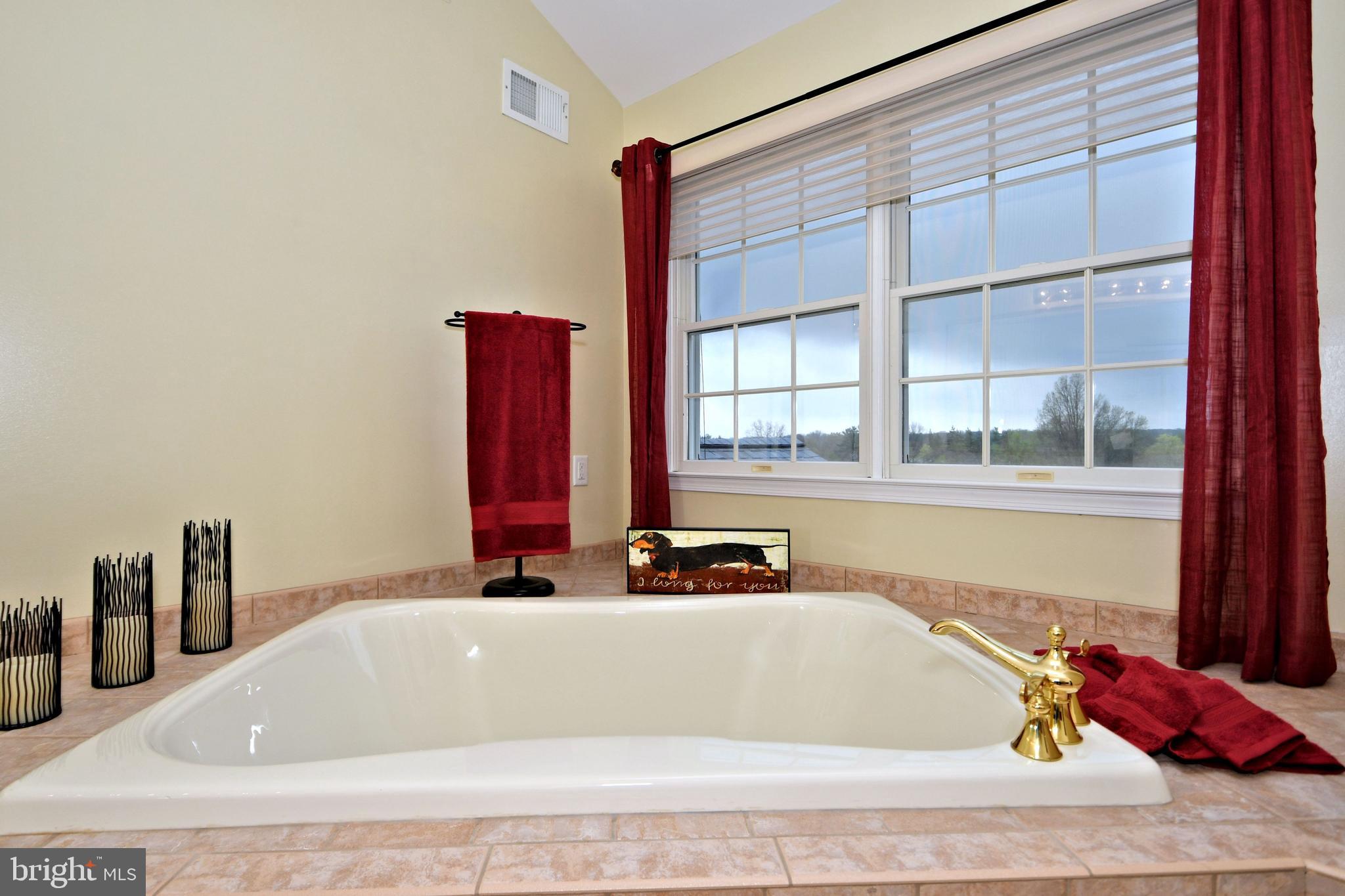 WRIGHTSTOWN HUNT - Residential