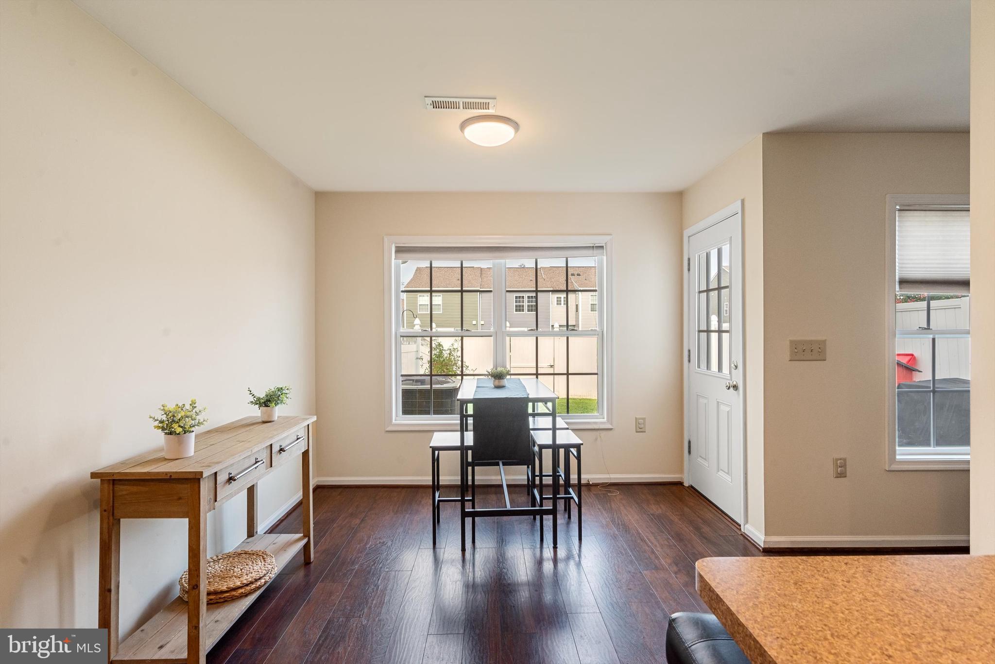 BRIAR RUN - Residential