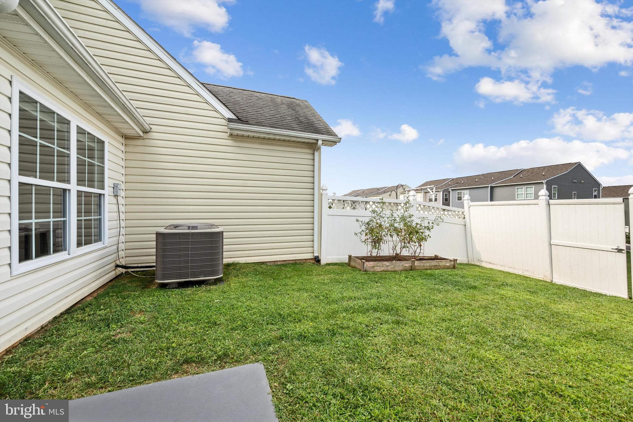 BRIAR RUN - Residential