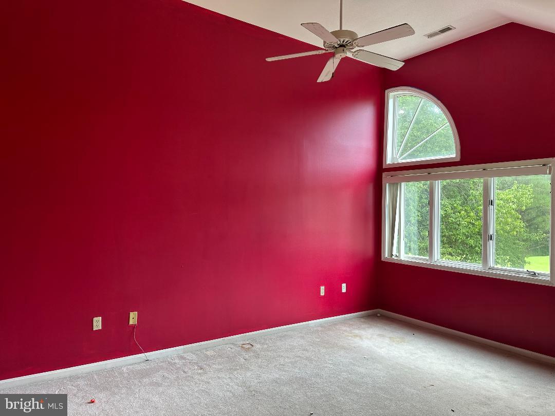 RIVER RUN - Residential