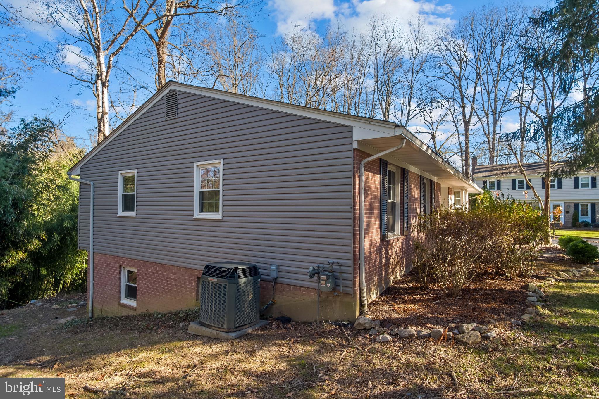 CHAPEL SQUARE WEST - Residential Lease