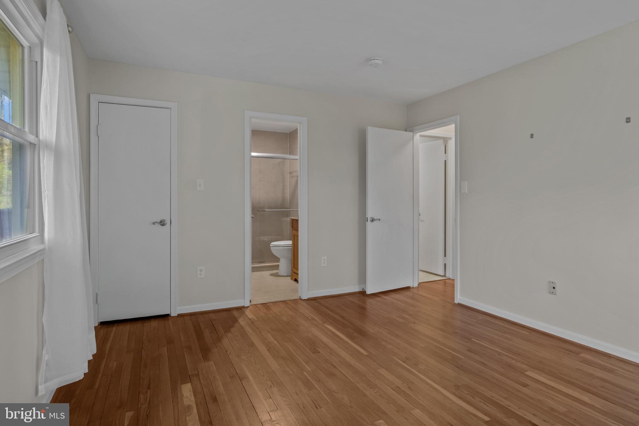 CHAPEL SQUARE WEST - Residential Lease