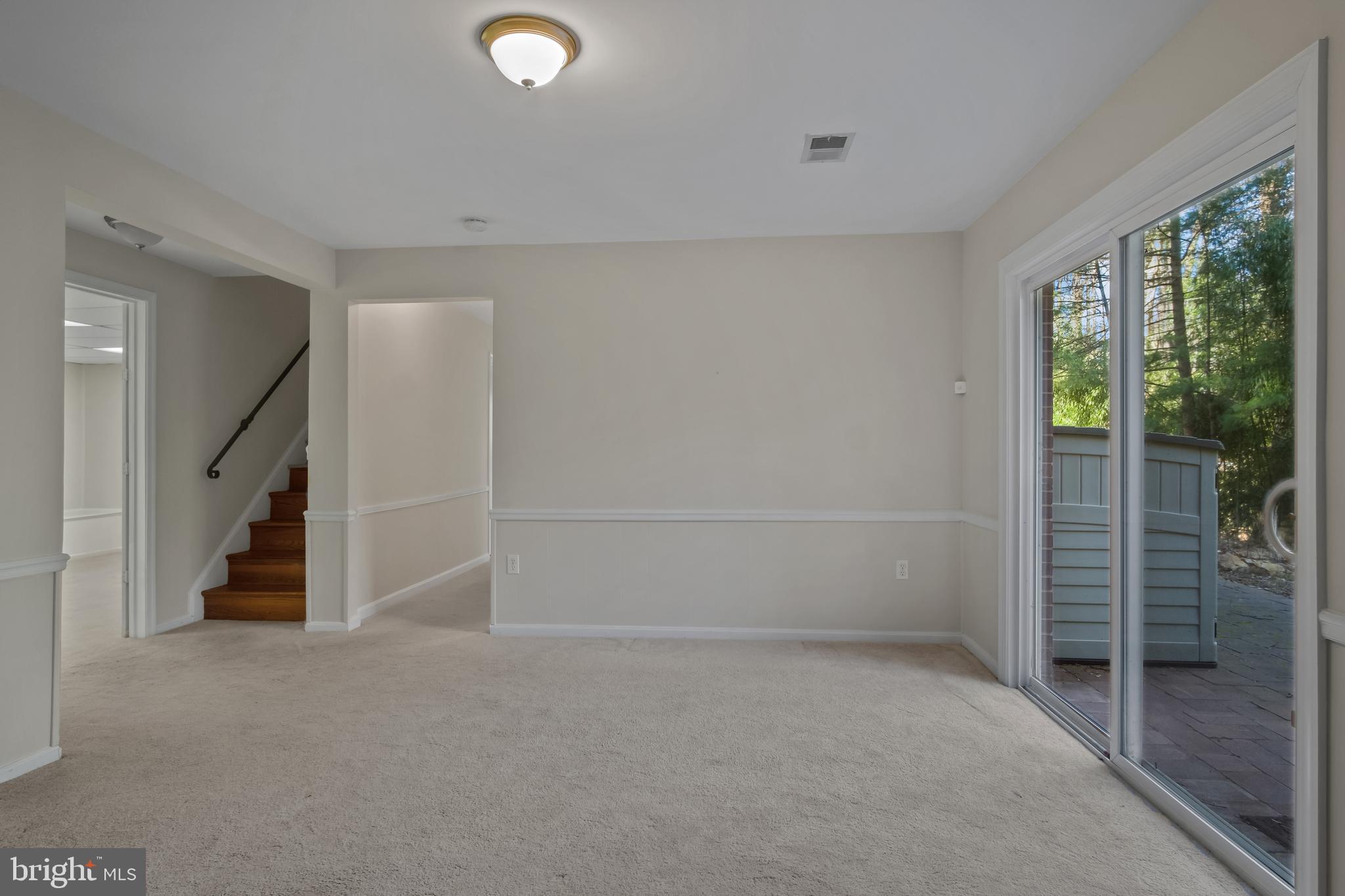 CHAPEL SQUARE WEST - Residential Lease