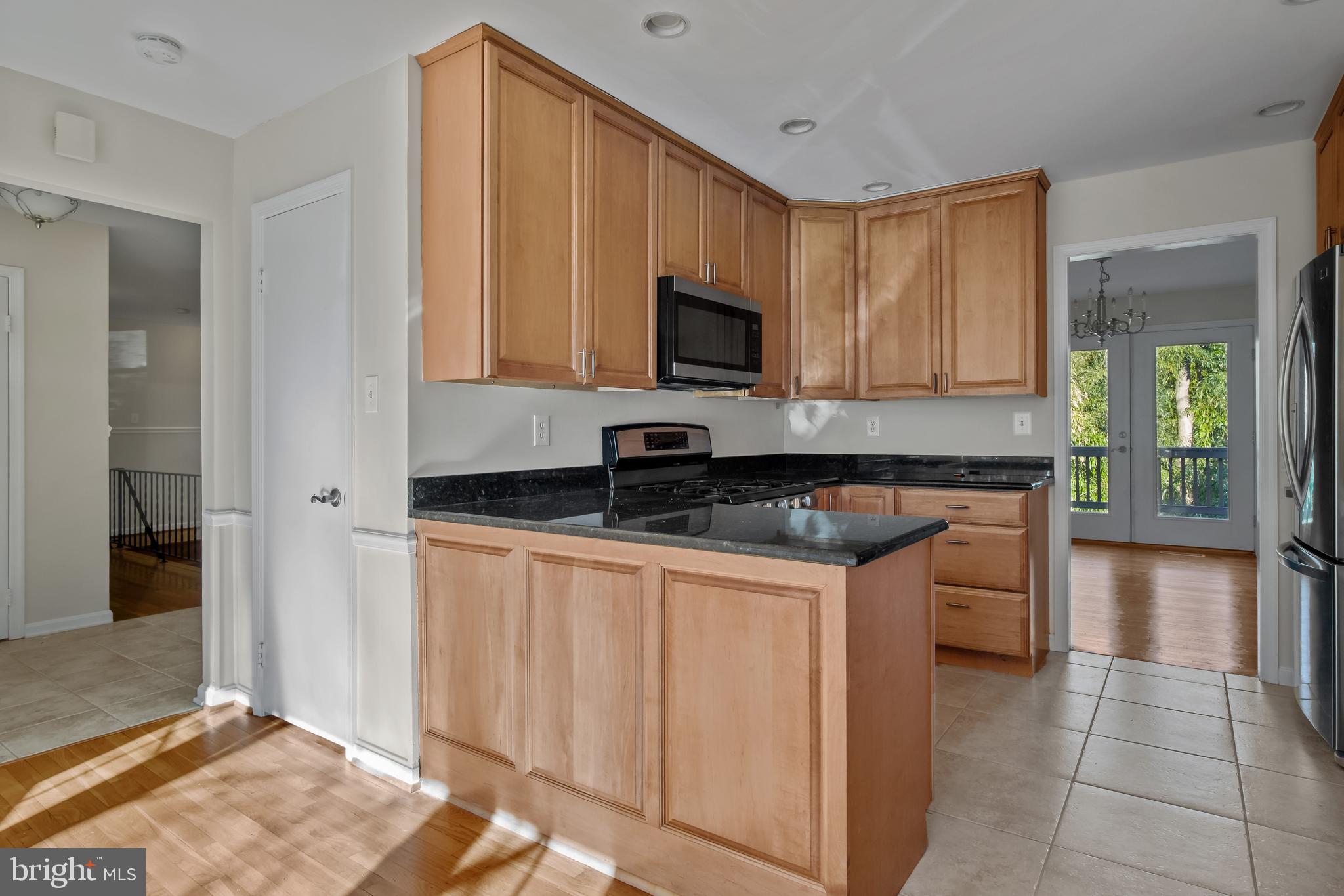 CHAPEL SQUARE WEST - Residential Lease