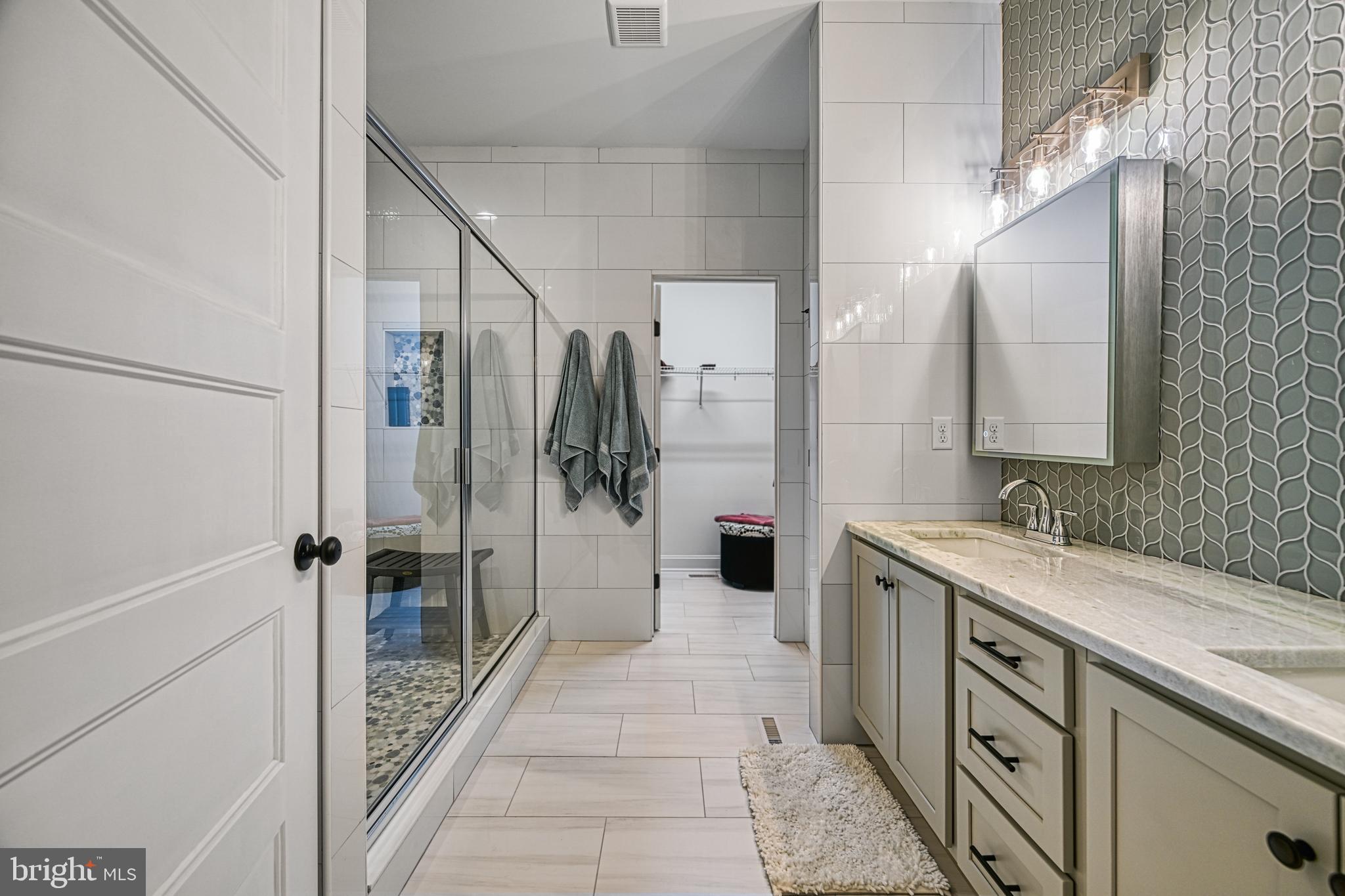 THE WATERS AT LAKE ANNA - Residential