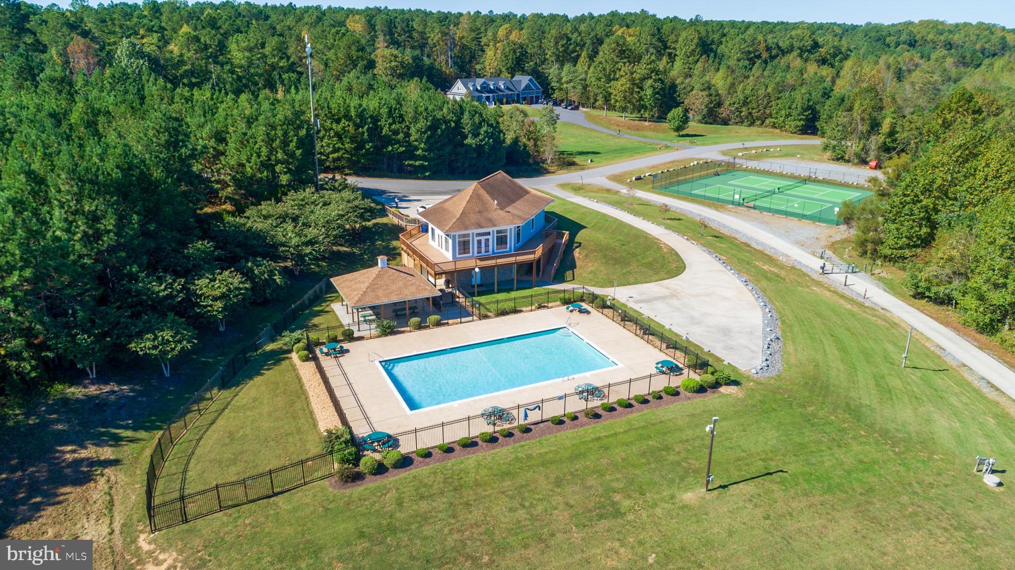 THE WATERS AT LAKE ANNA - Residential