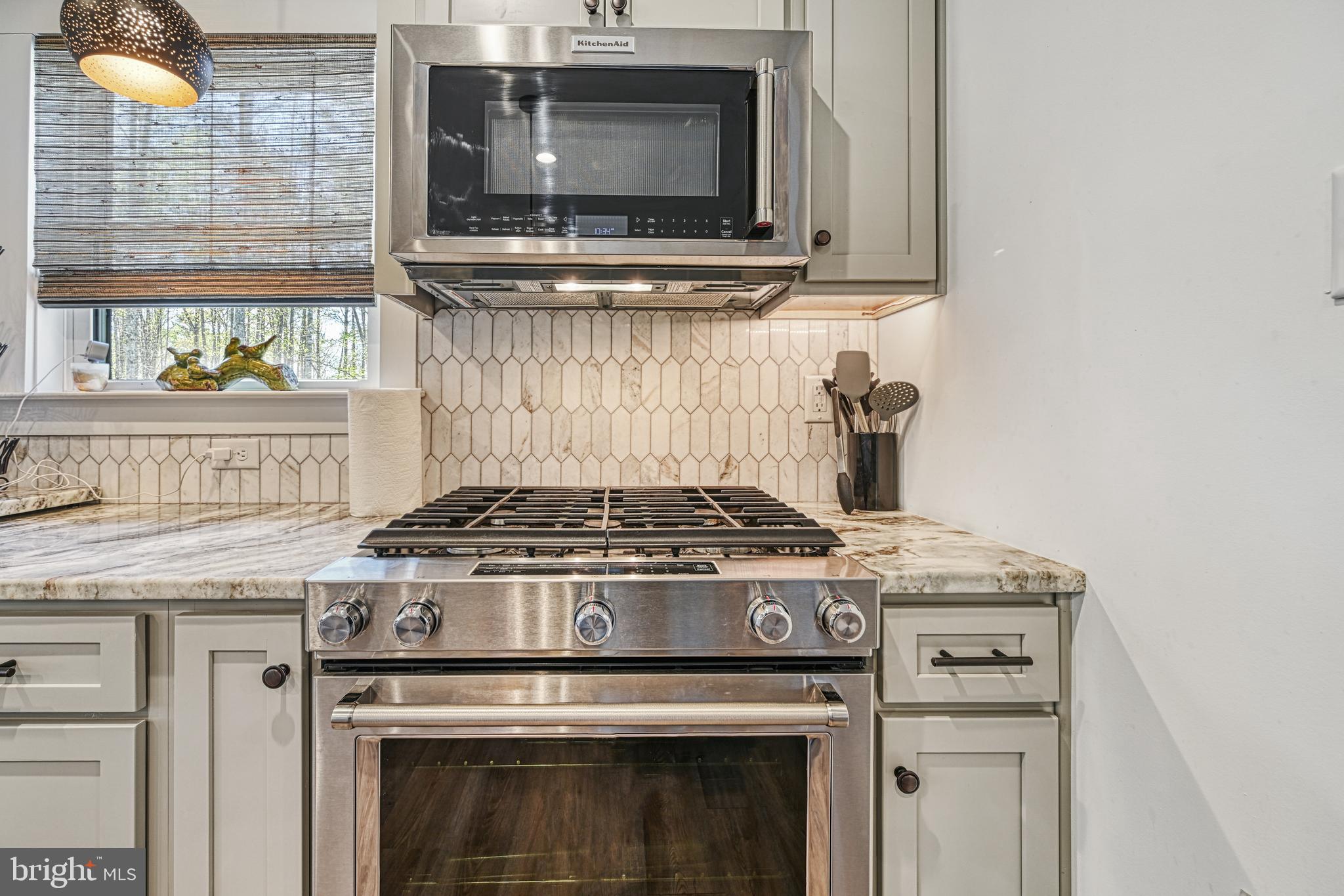 THE WATERS AT LAKE ANNA - Residential