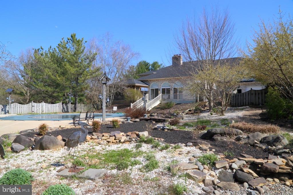 STONEHENGE - Residential