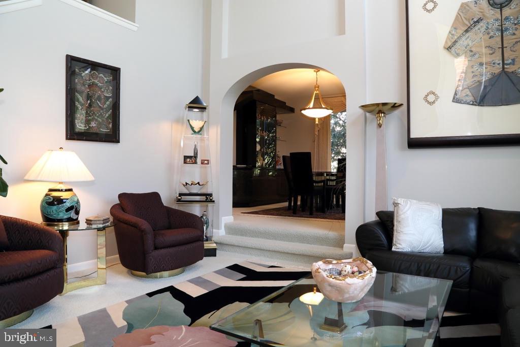 STONEHENGE - Residential