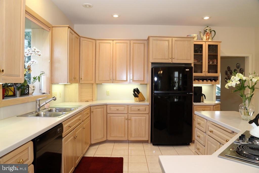 STONEHENGE - Residential