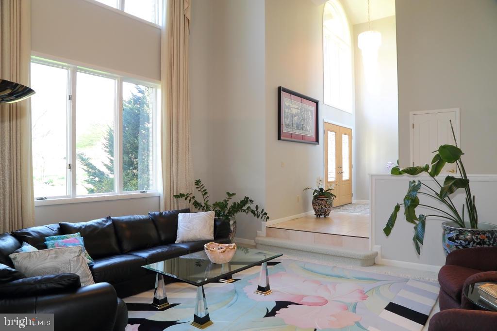 STONEHENGE - Residential