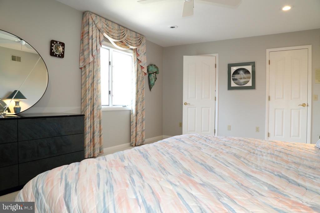 STONEHENGE - Residential