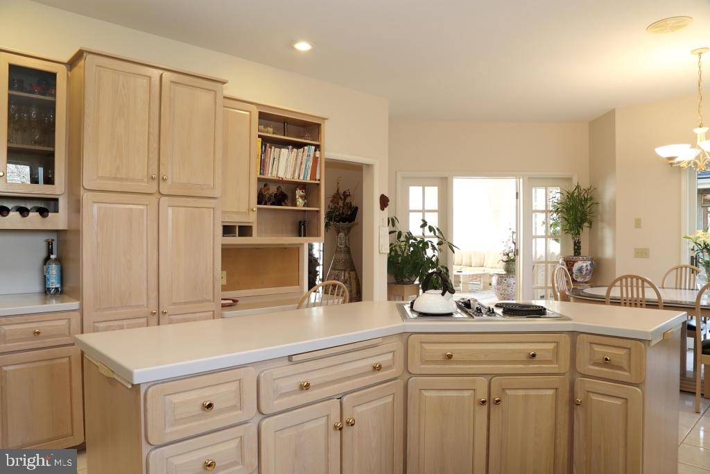 STONEHENGE - Residential