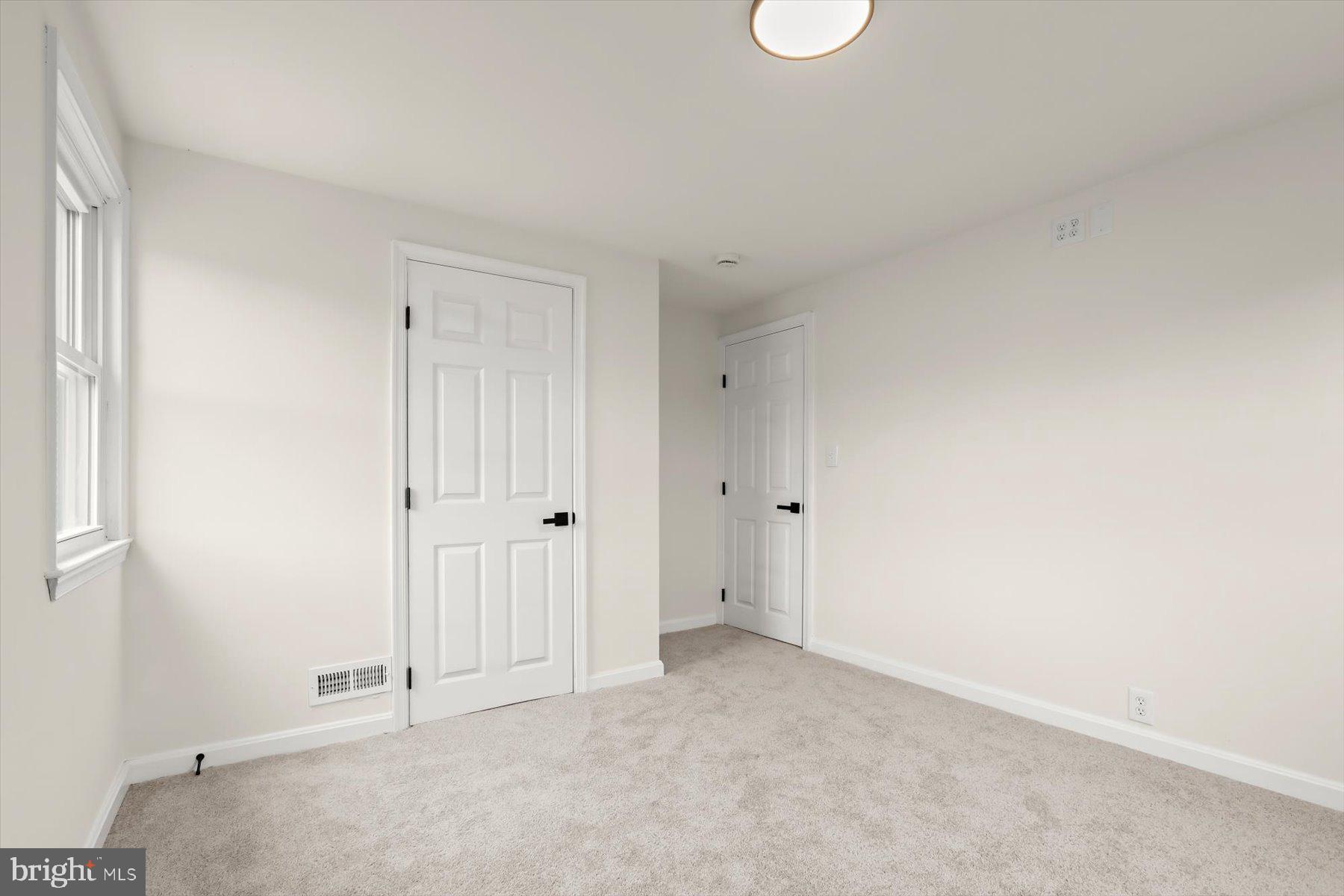 HILLBROOK - Residential