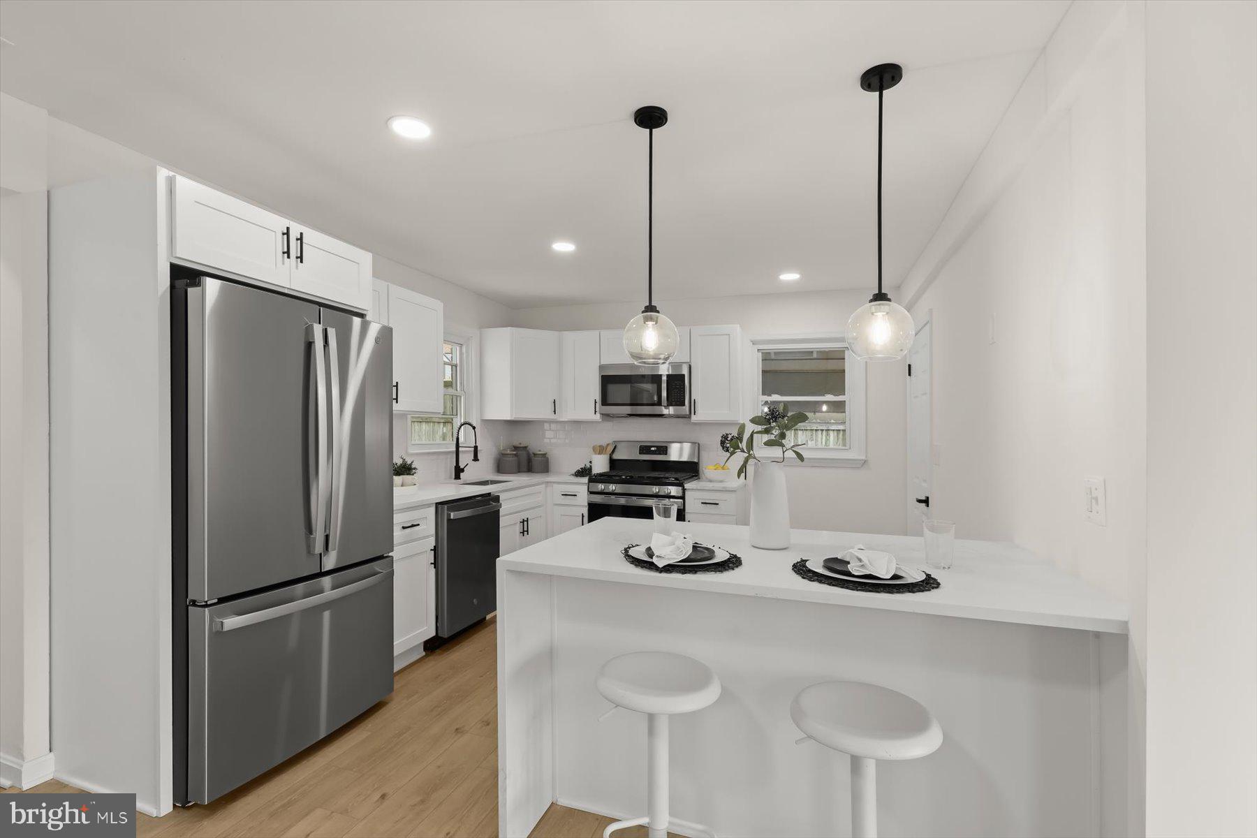 HILLBROOK - Residential