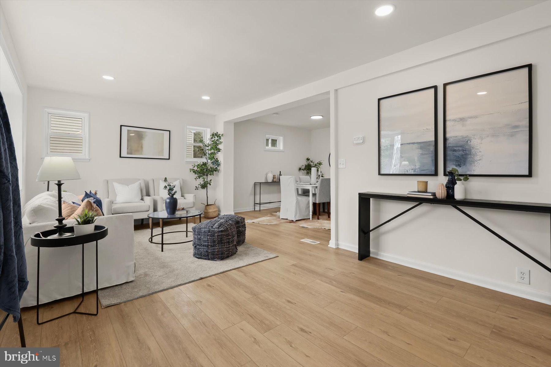 HILLBROOK - Residential