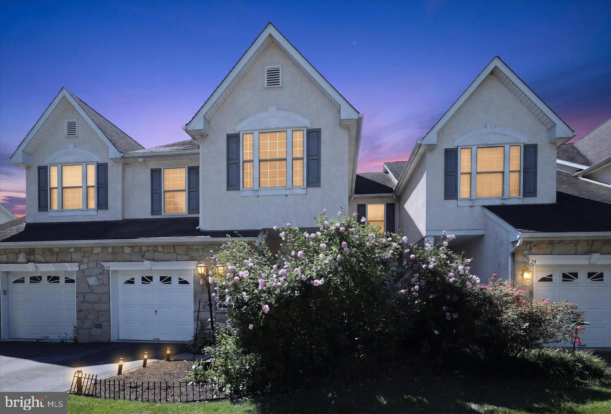 27 LINCOLN DRIVE
