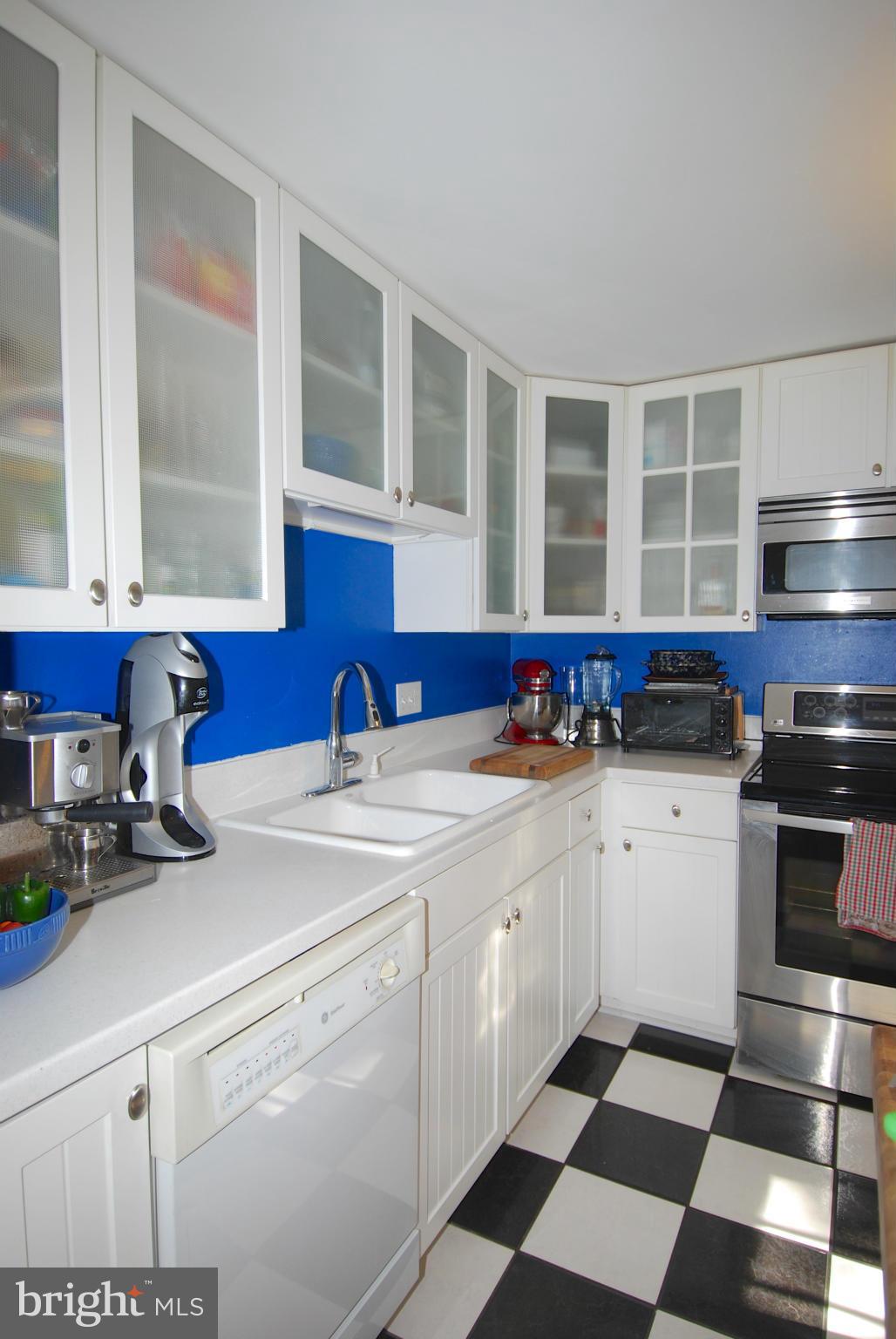 CHERRY HILL TOWNHOUSES - Residential Lease