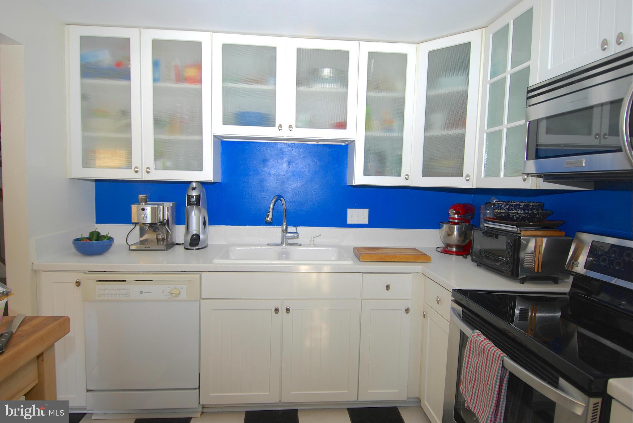 CHERRY HILL TOWNHOUSES - Residential Lease