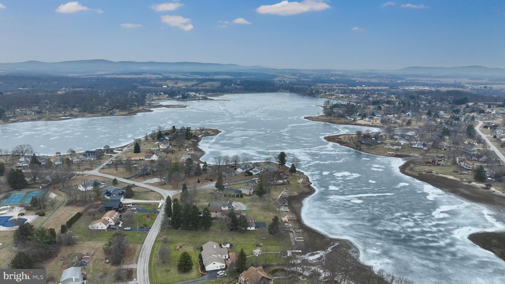 LAKE MEADE - Residential