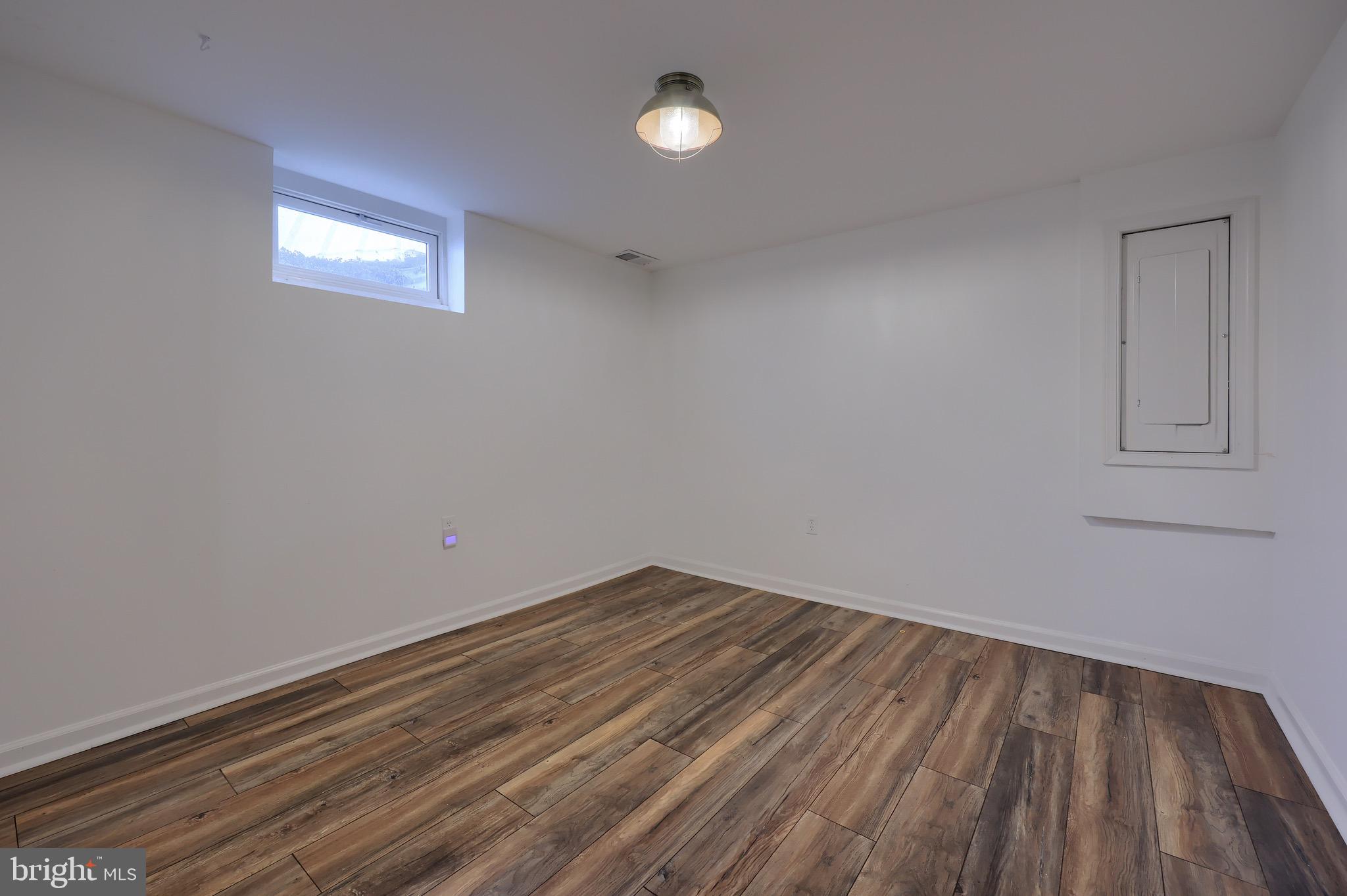 LAKE MEADE - Residential