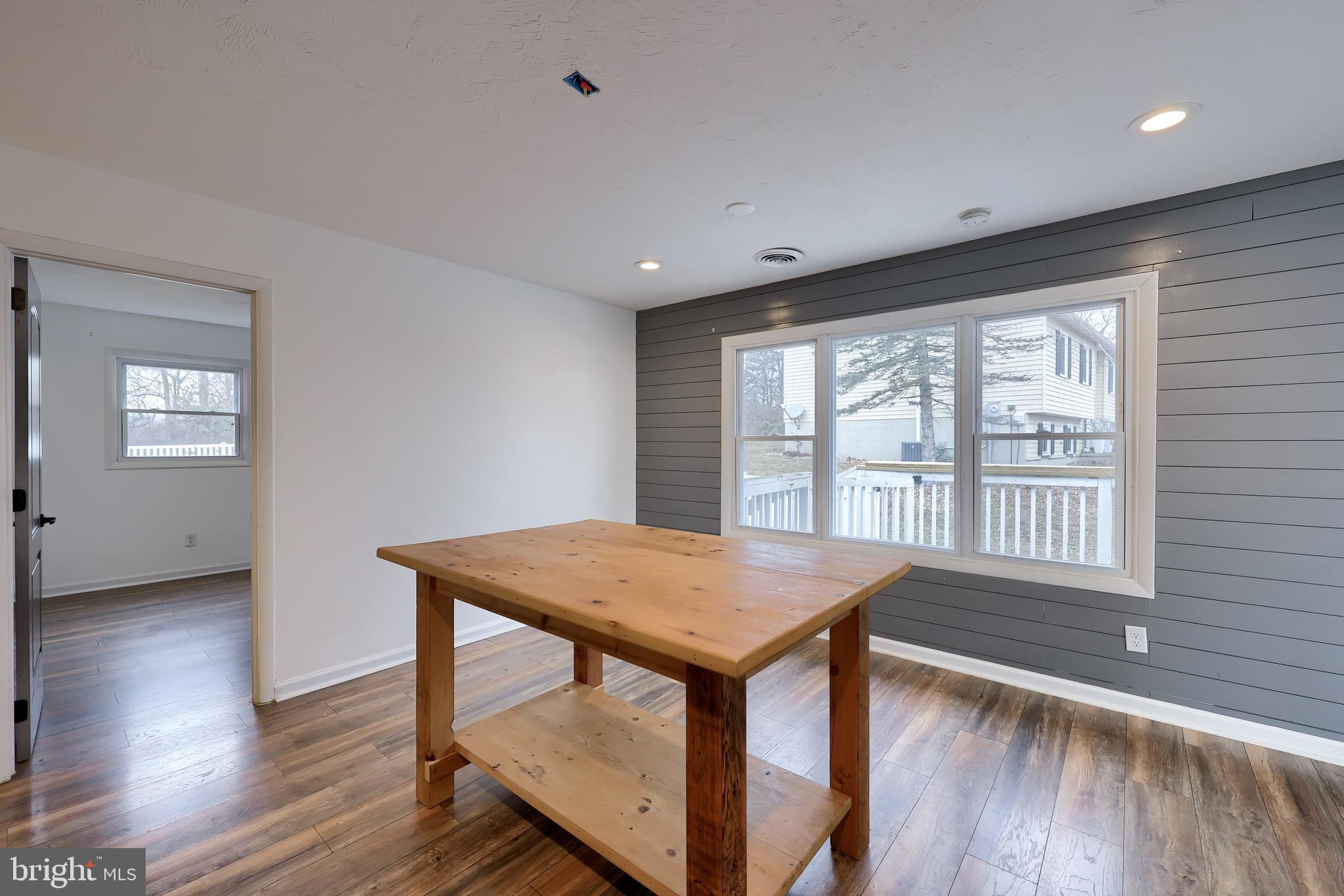 LAKE MEADE - Residential