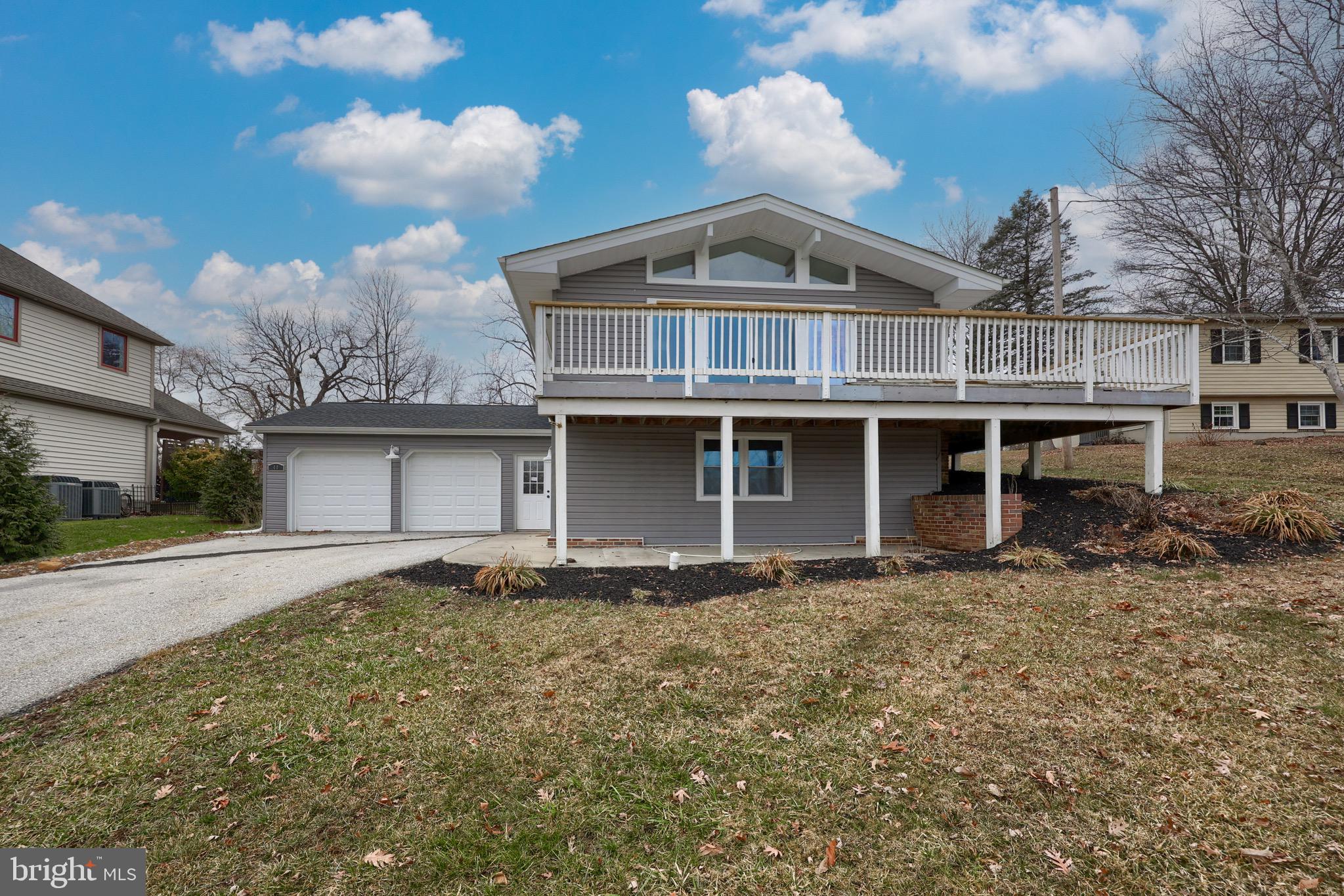 LAKE MEADE - Residential