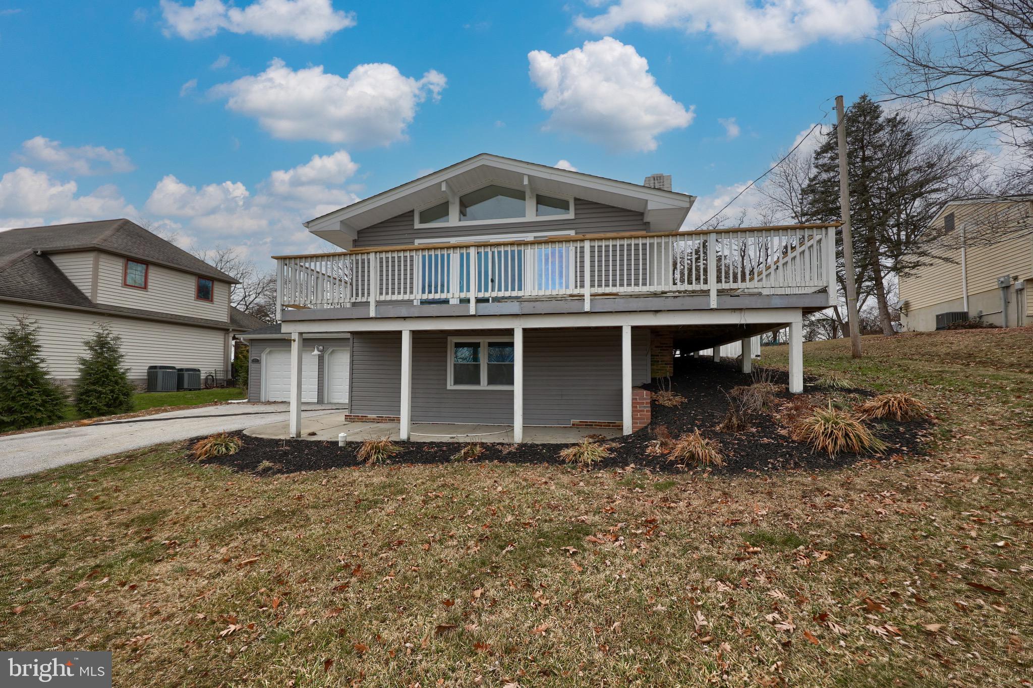 LAKE MEADE - Residential