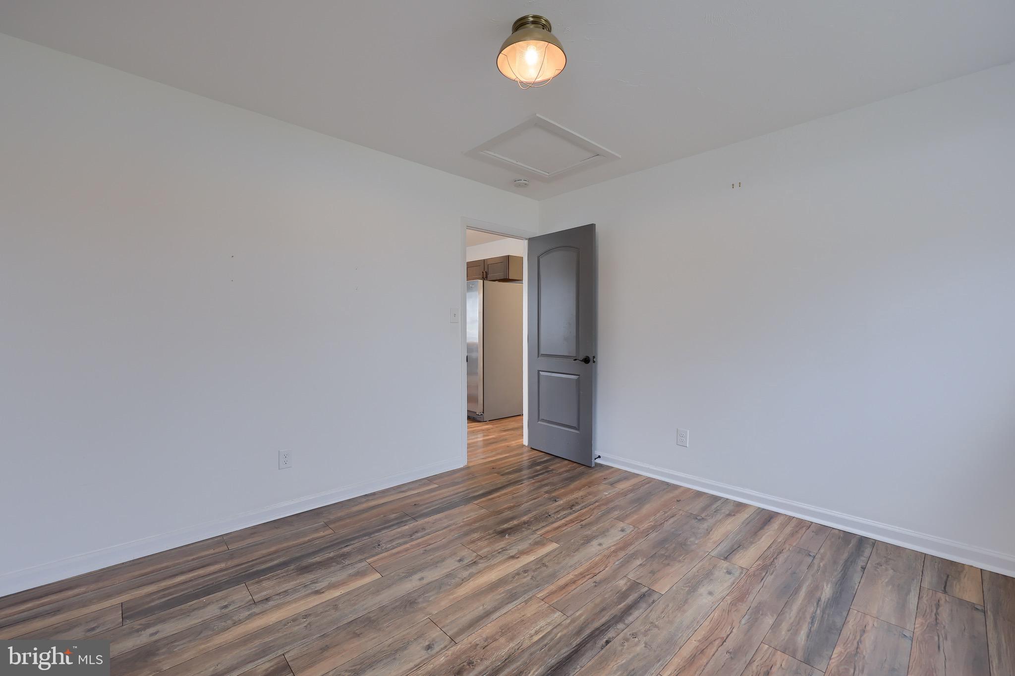 LAKE MEADE - Residential