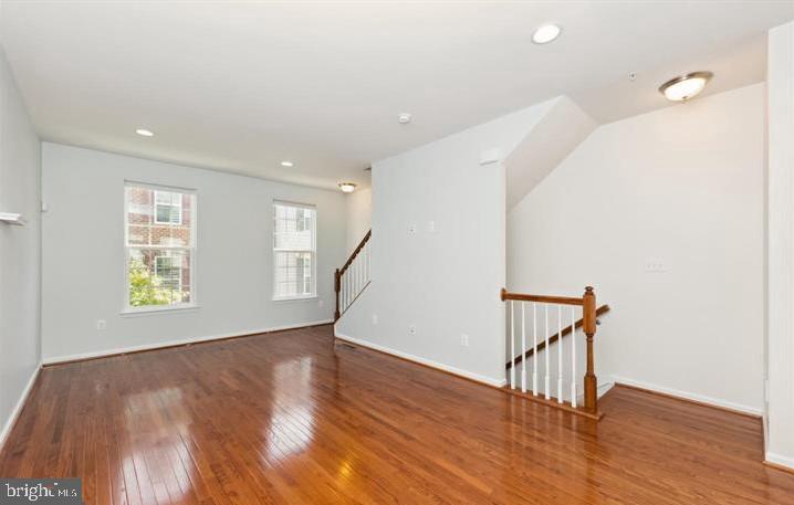 HOWARD SQUARE - Residential Lease