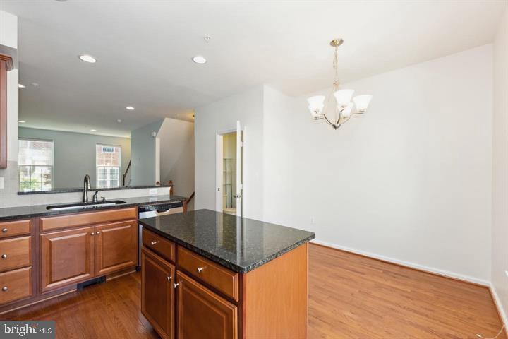 HOWARD SQUARE - Residential Lease