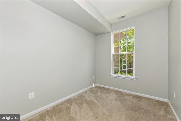 HOWARD SQUARE - Residential Lease