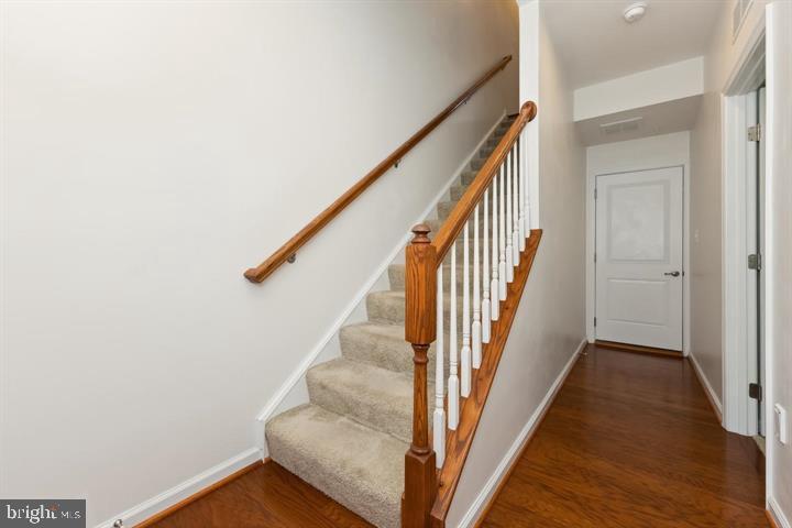 HOWARD SQUARE - Residential Lease