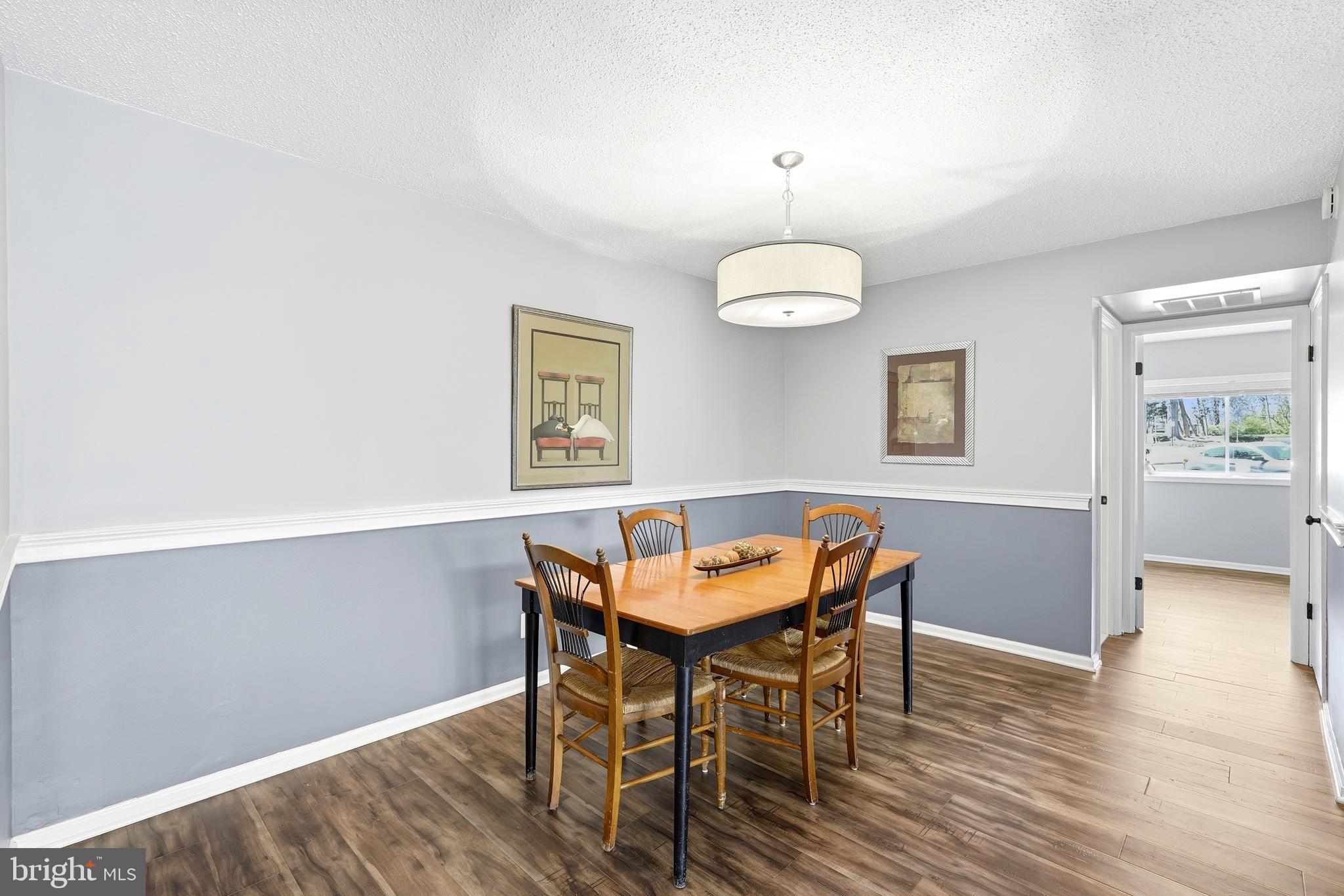 VISTAS OF VIENNA CONDOMINIUMS - Residential