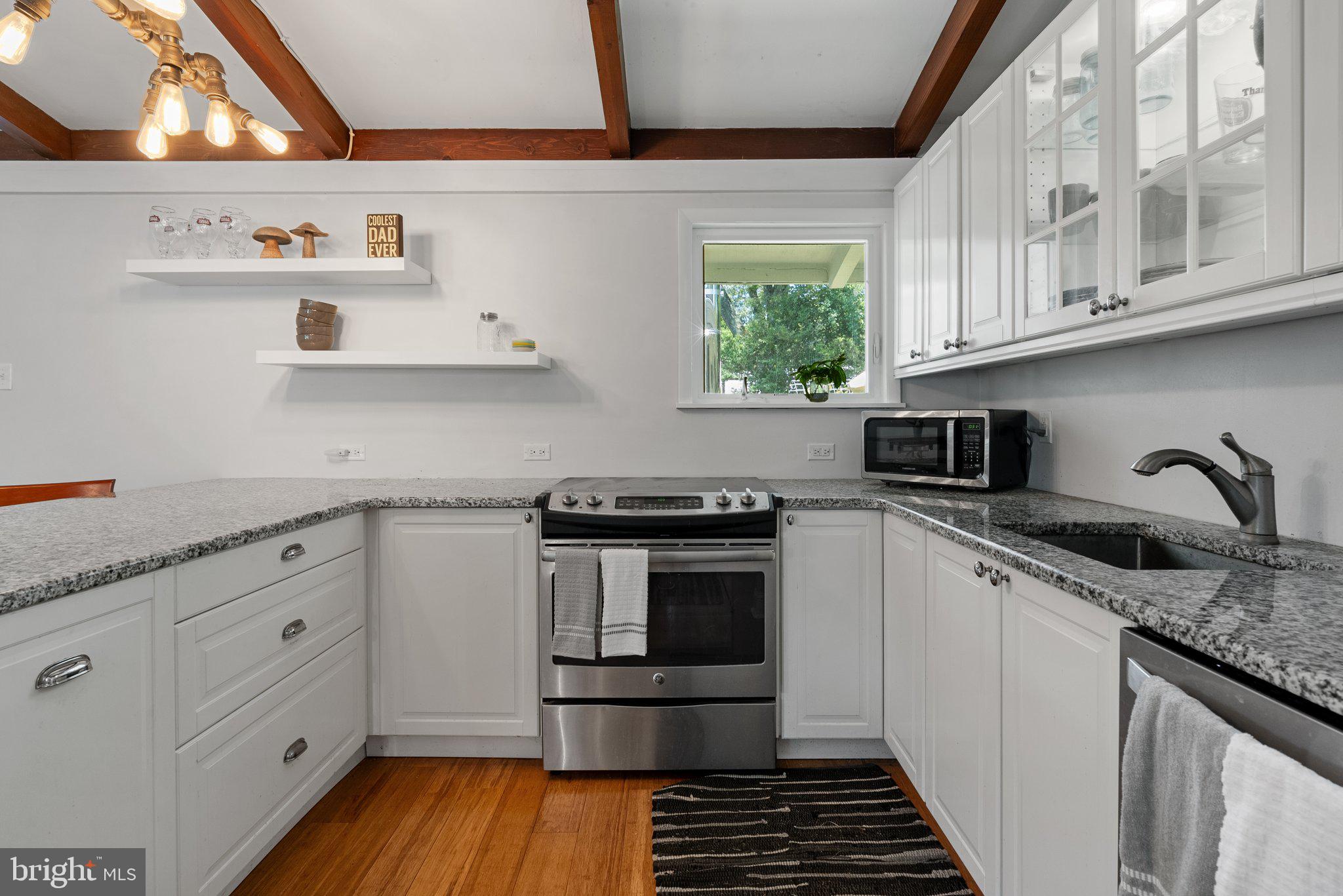 FLOURTOWN - Residential