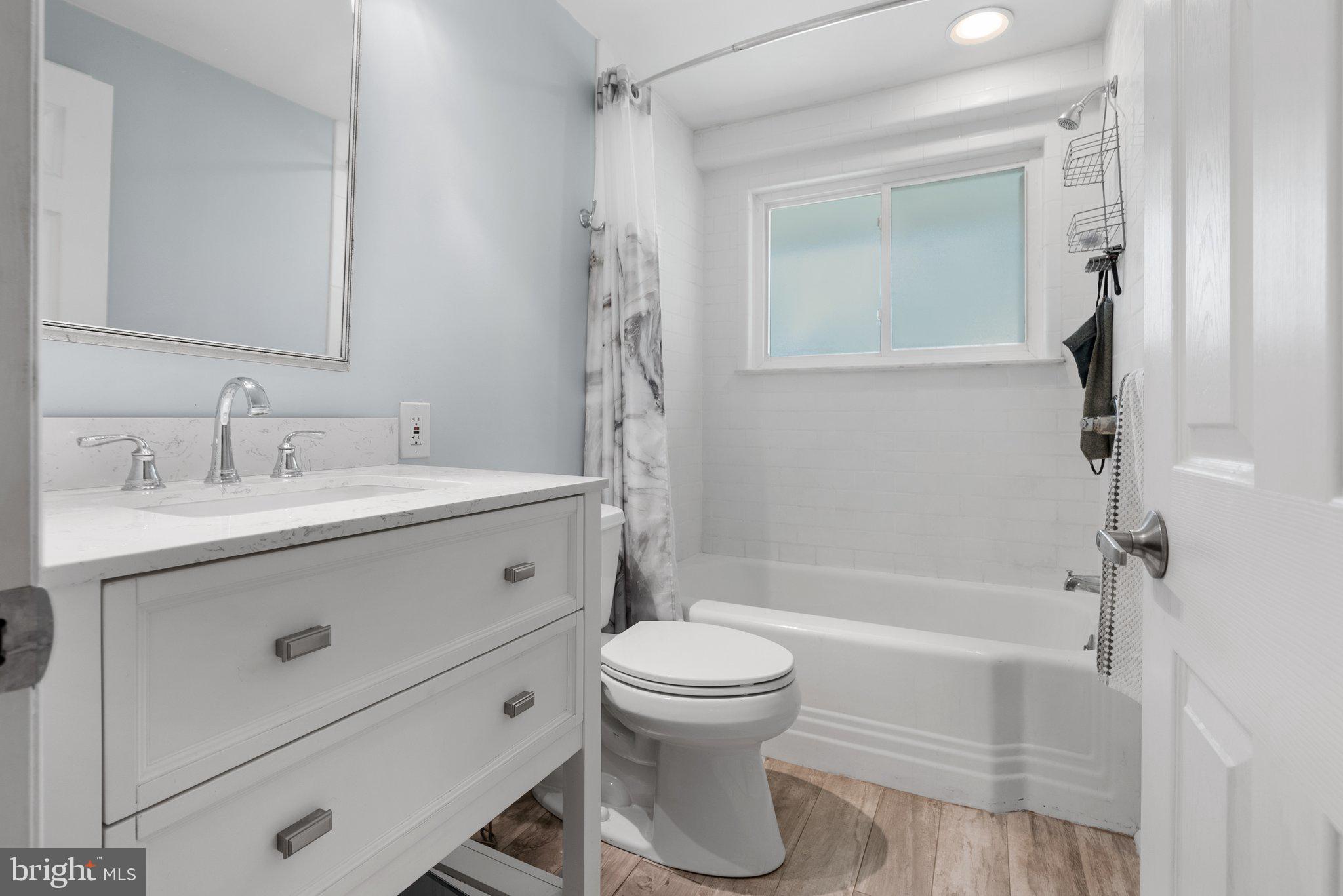 FLOURTOWN - Residential