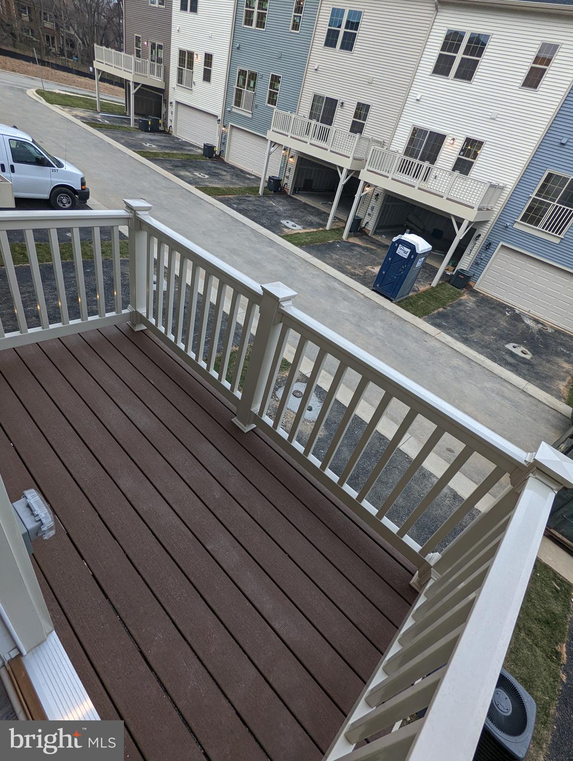 MONTGOMERY VILLAGE - Residential Lease