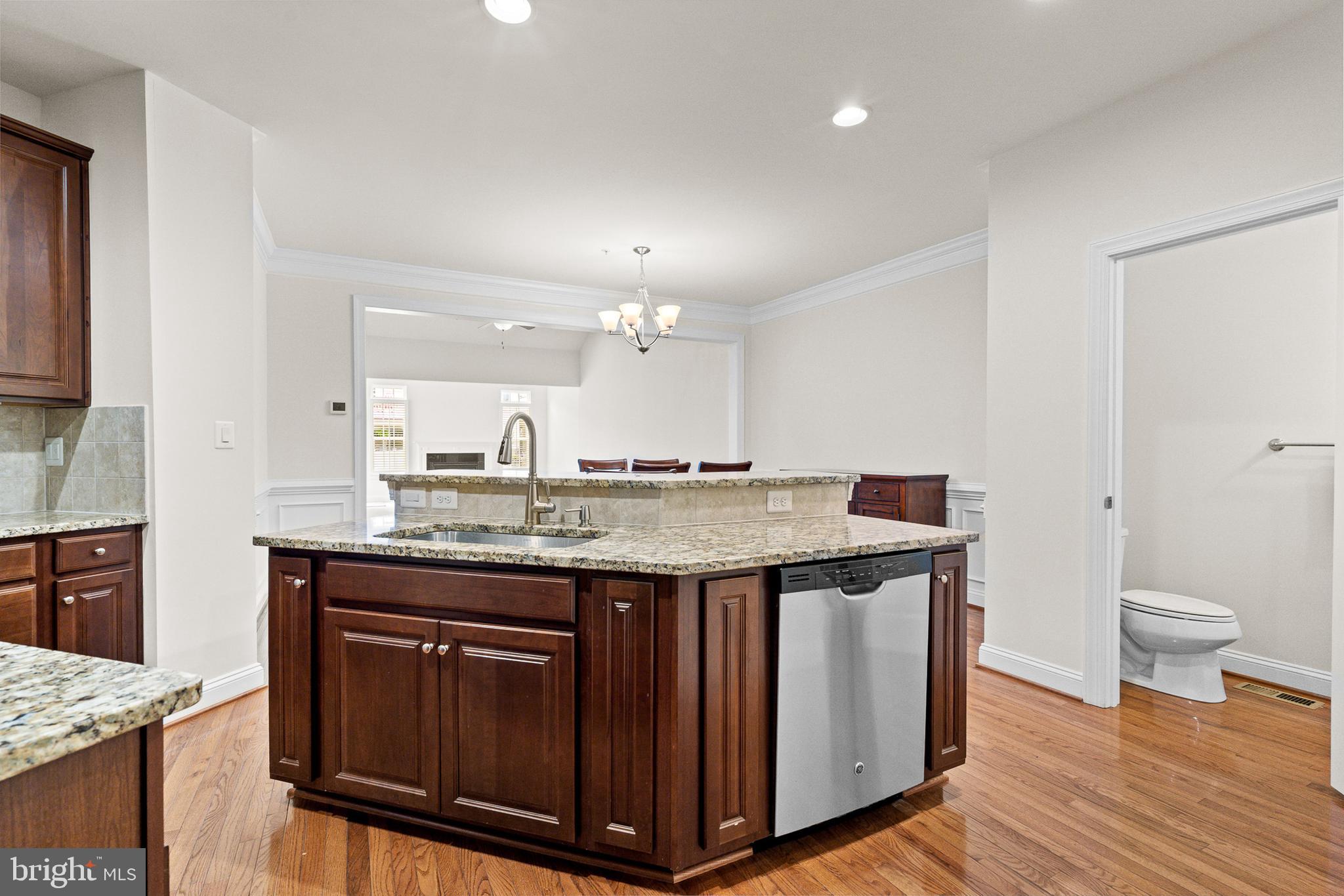 FALLSTON COMMONS - Residential