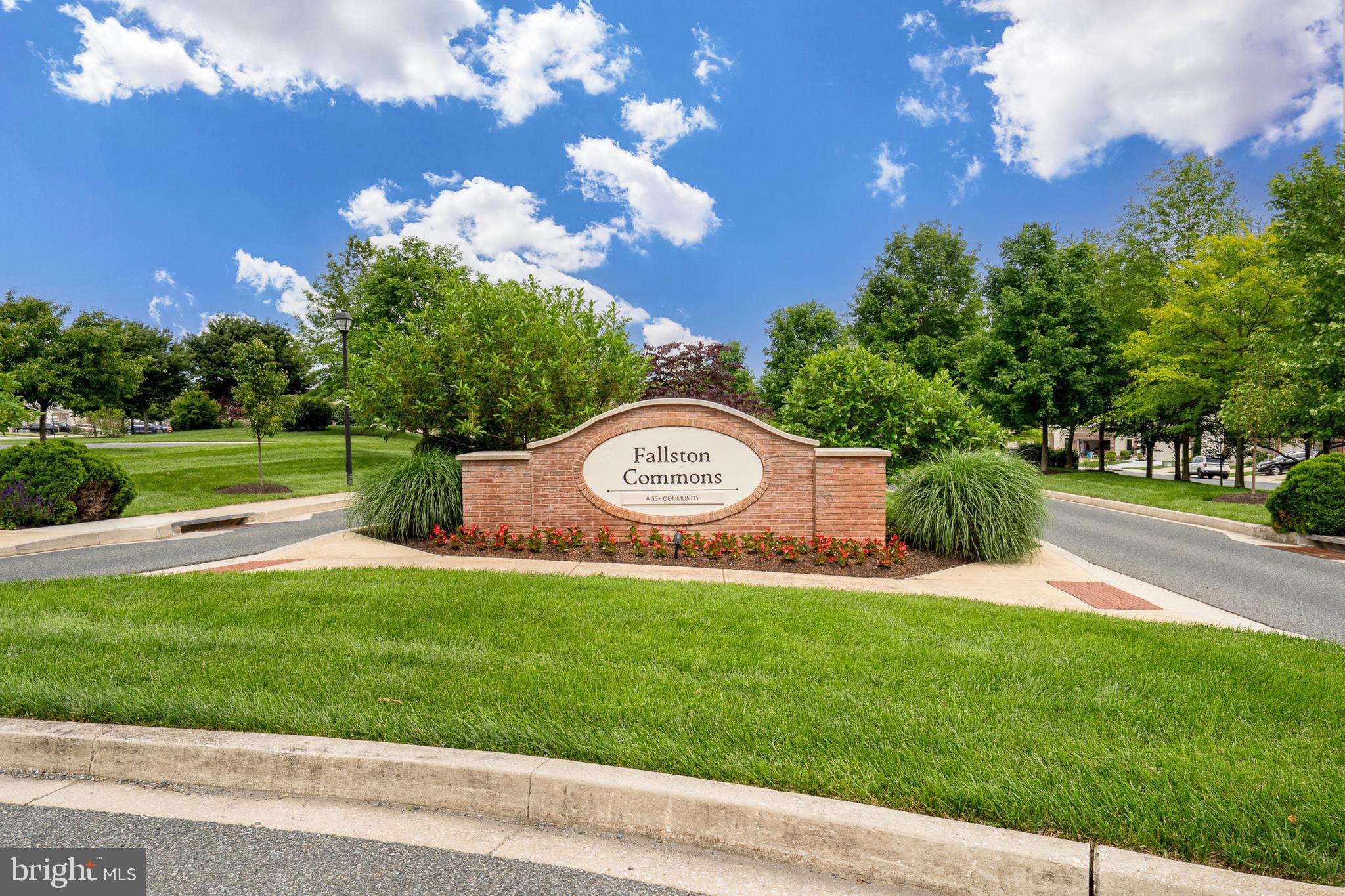 FALLSTON COMMONS - Residential