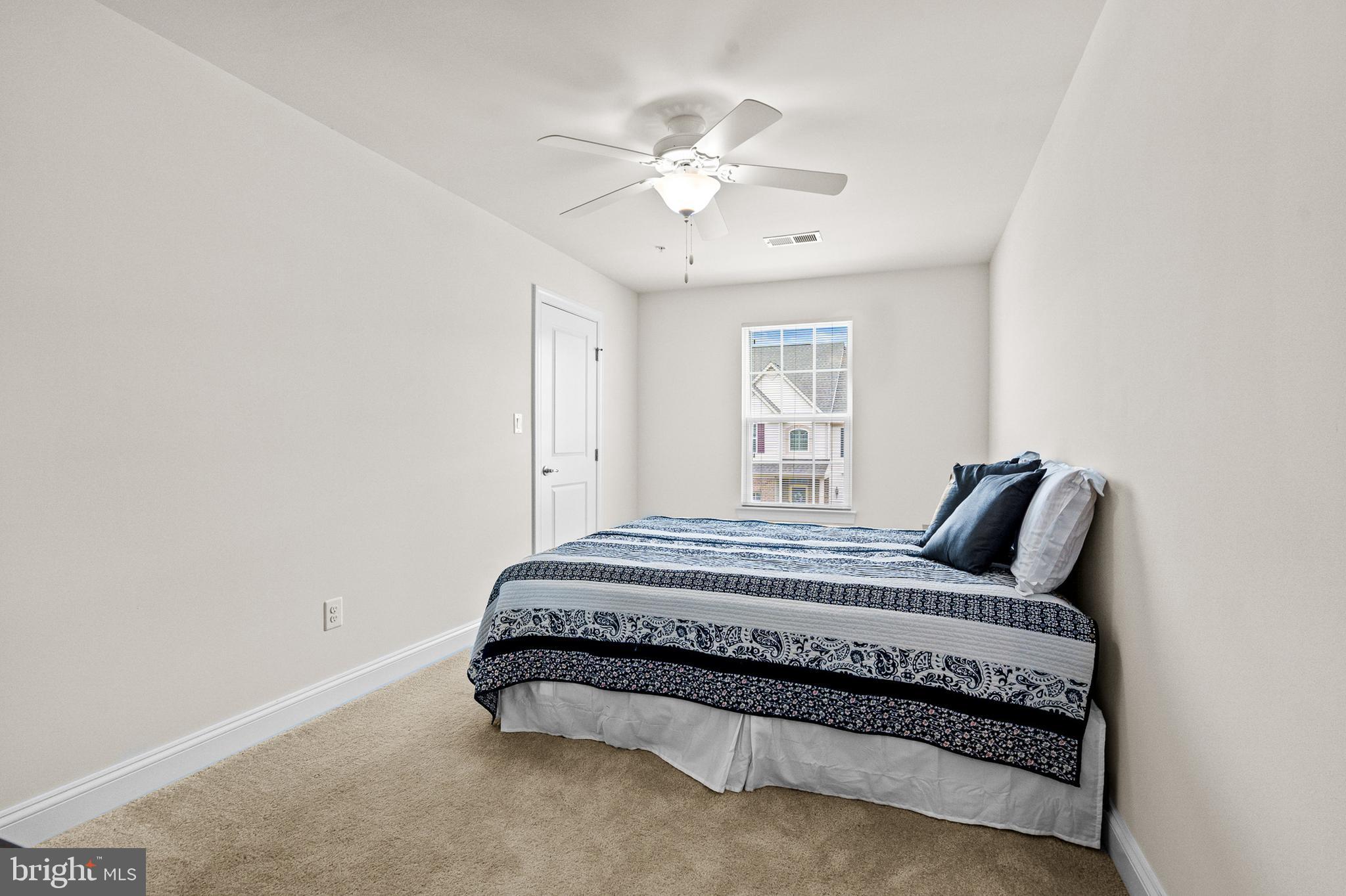 FALLSTON COMMONS - Residential